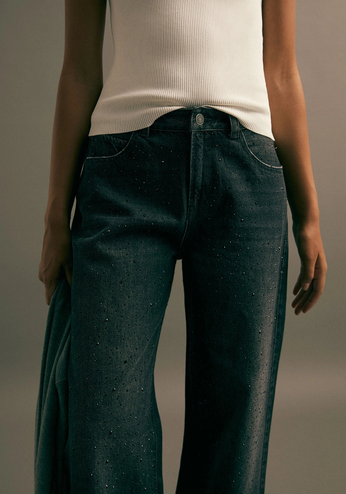Mid Rise Straight Leg Jeans - Denim Medium Blue
