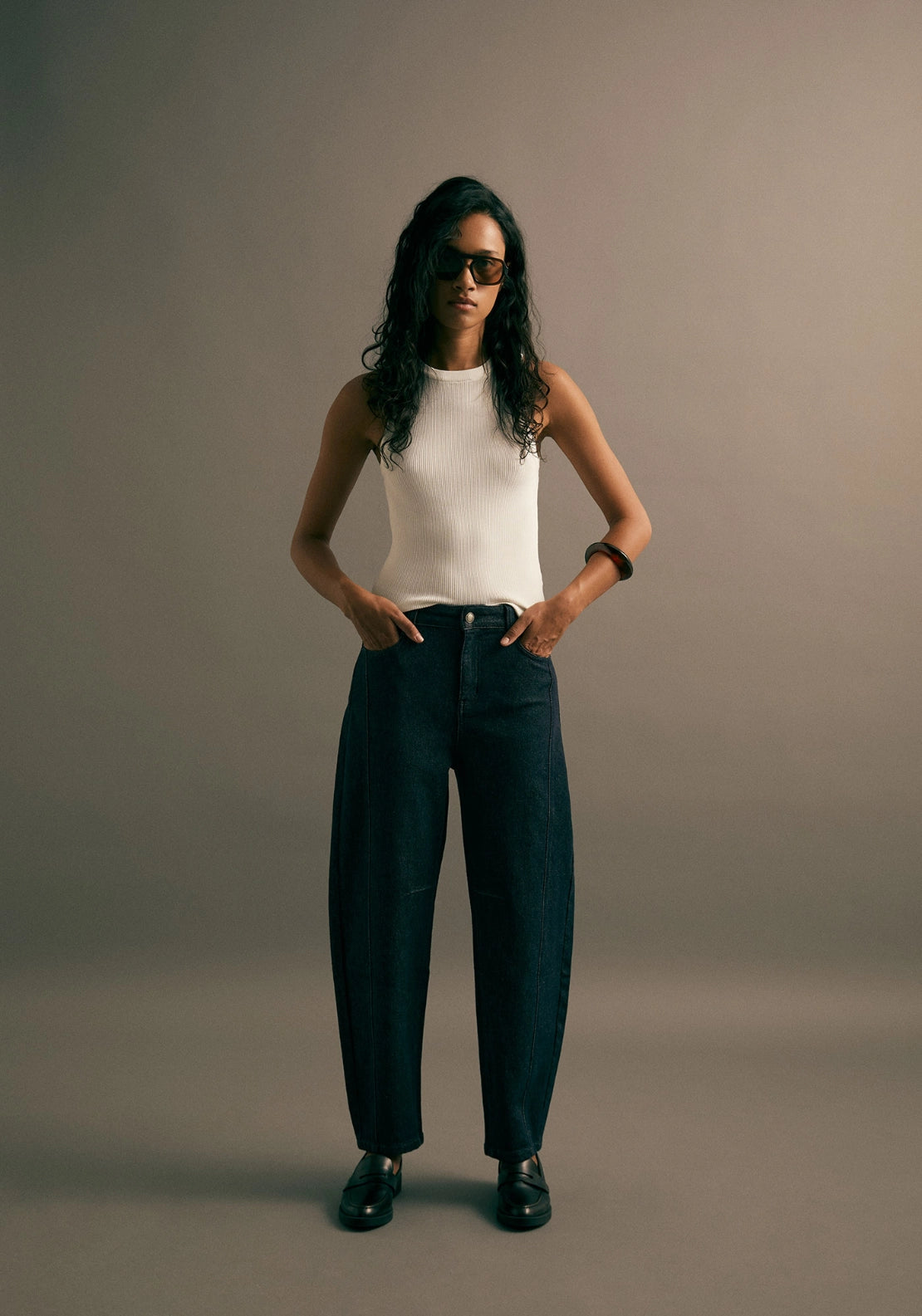 High Rise Barrel Jeans - Denim Rinse