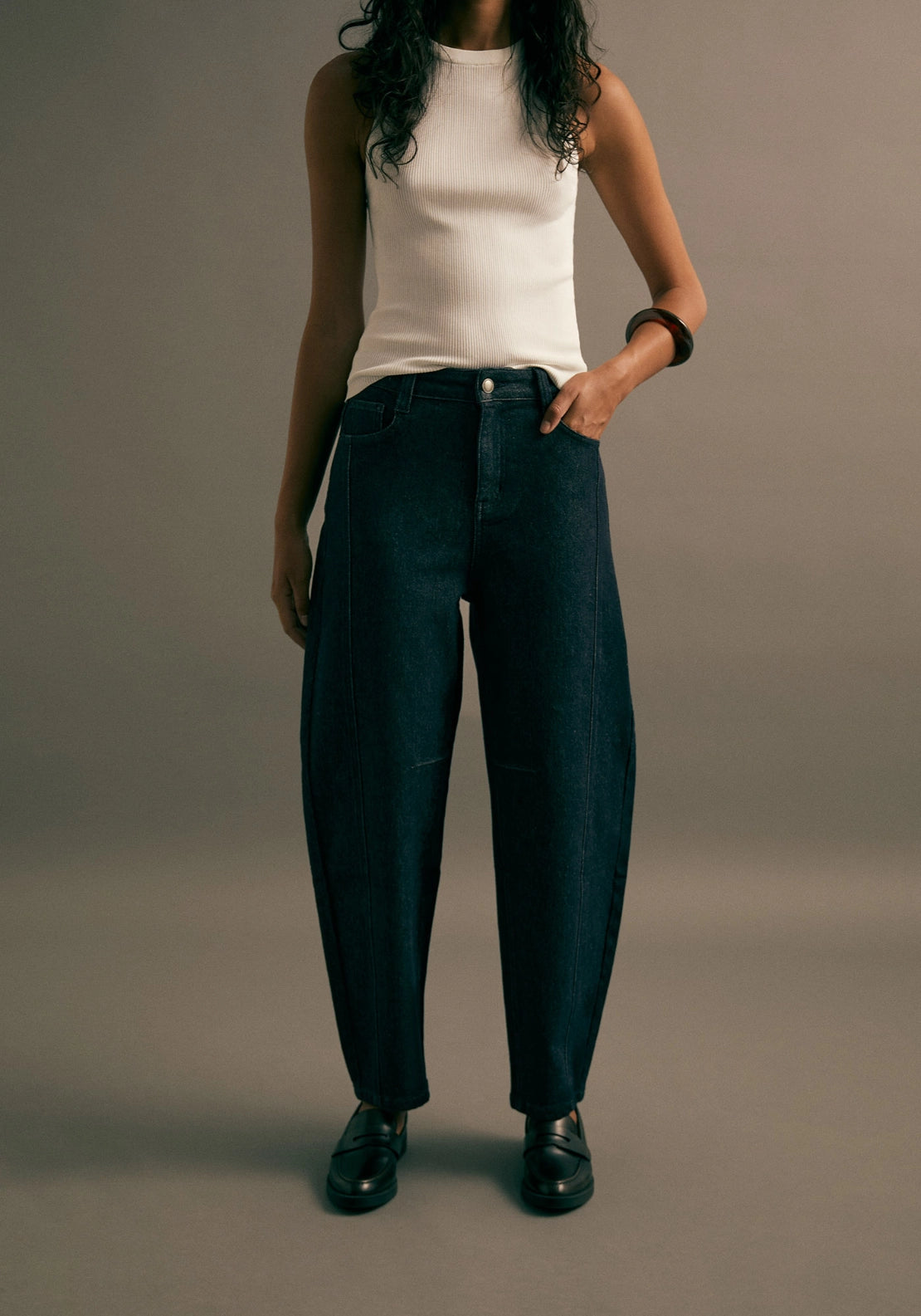 High Rise Barrel Jeans - Denim Rinse