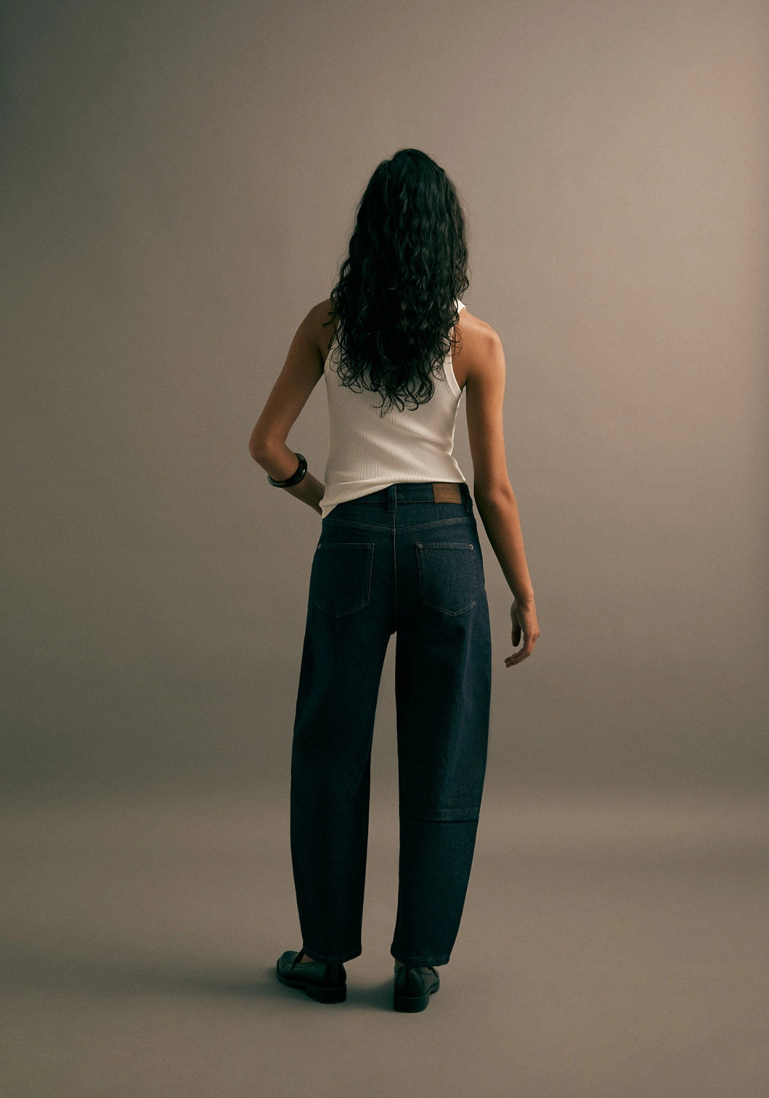High Rise Barrel Jeans - Denim Rinse