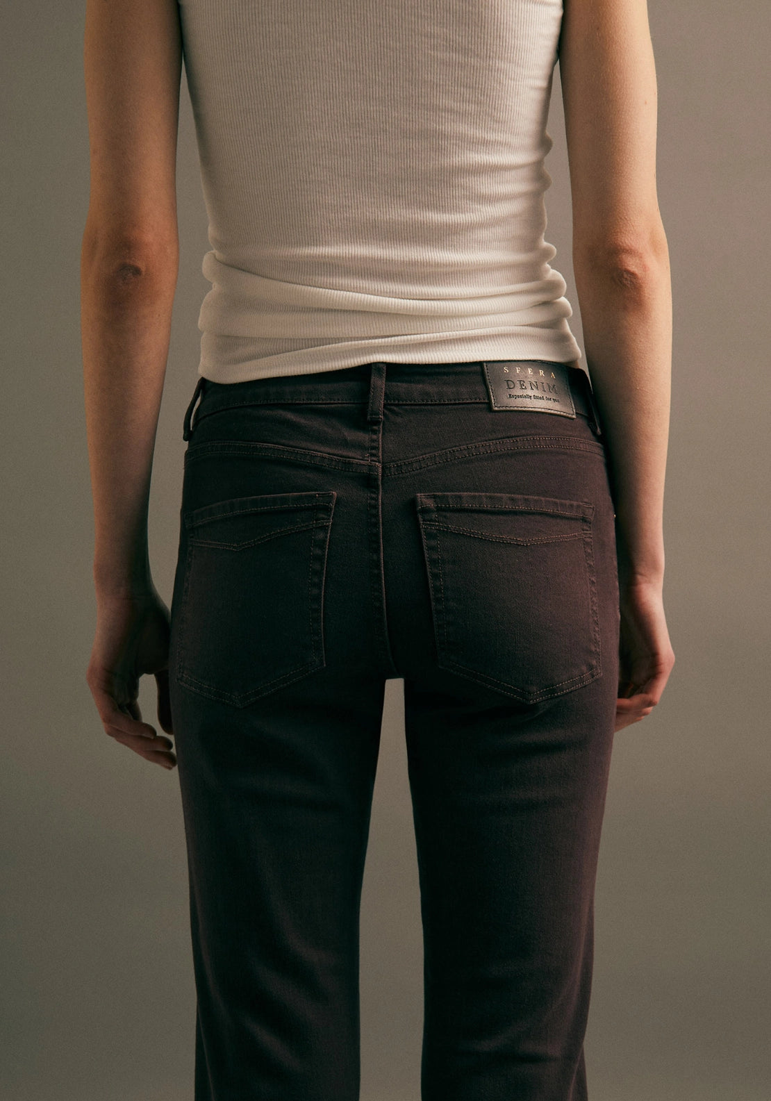 Fitted Straight Leg Jeans - Red