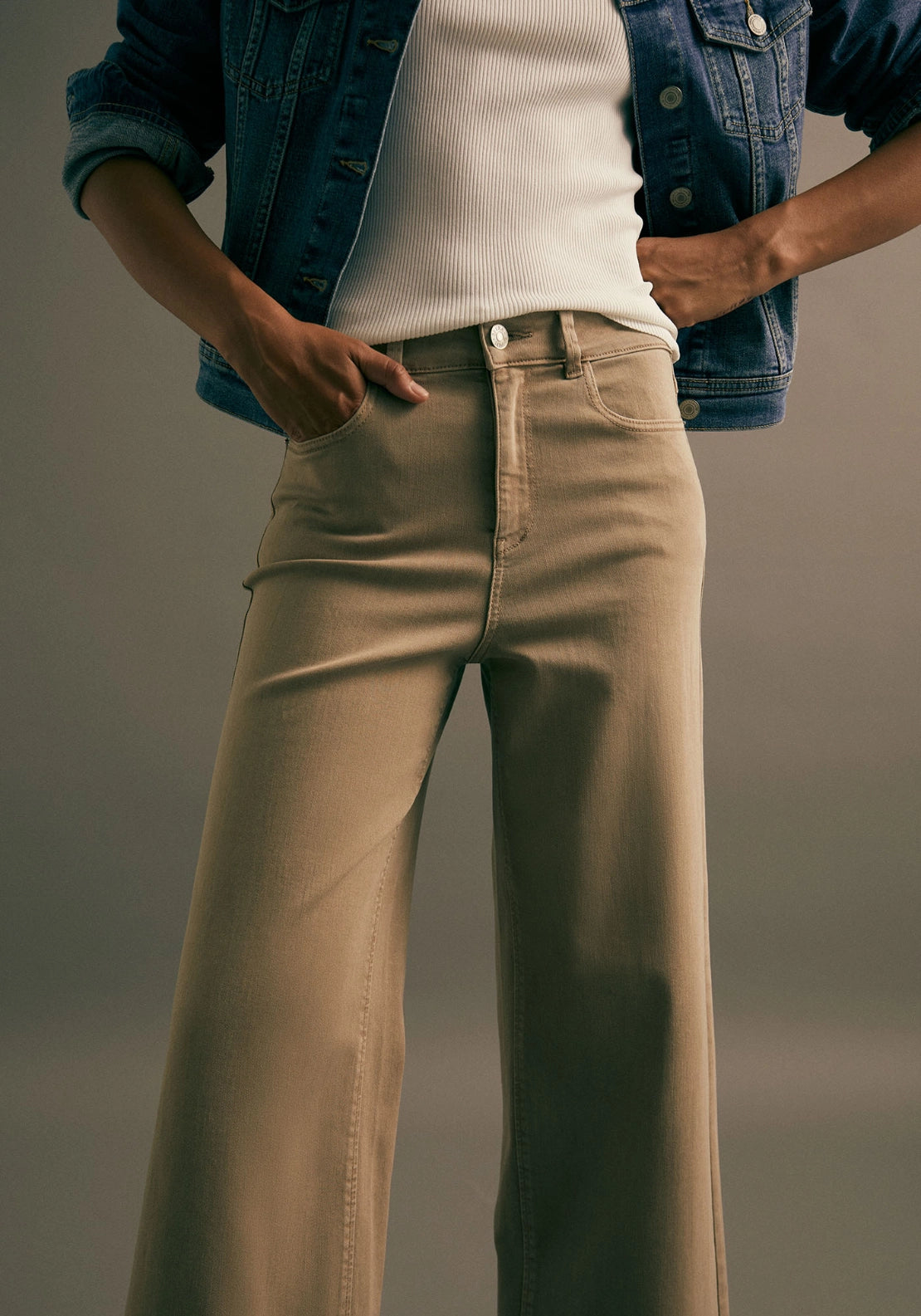 High Rise Culotte Jeans - Beige