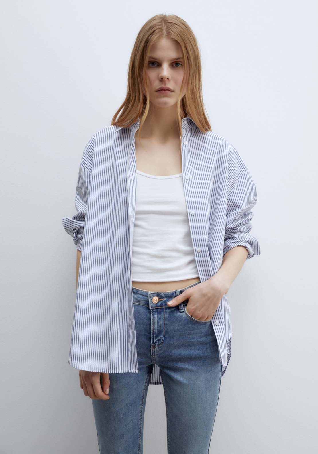 Sfera Basic straight-leg jeans - Medium Wash 4 Shaws Department Stores