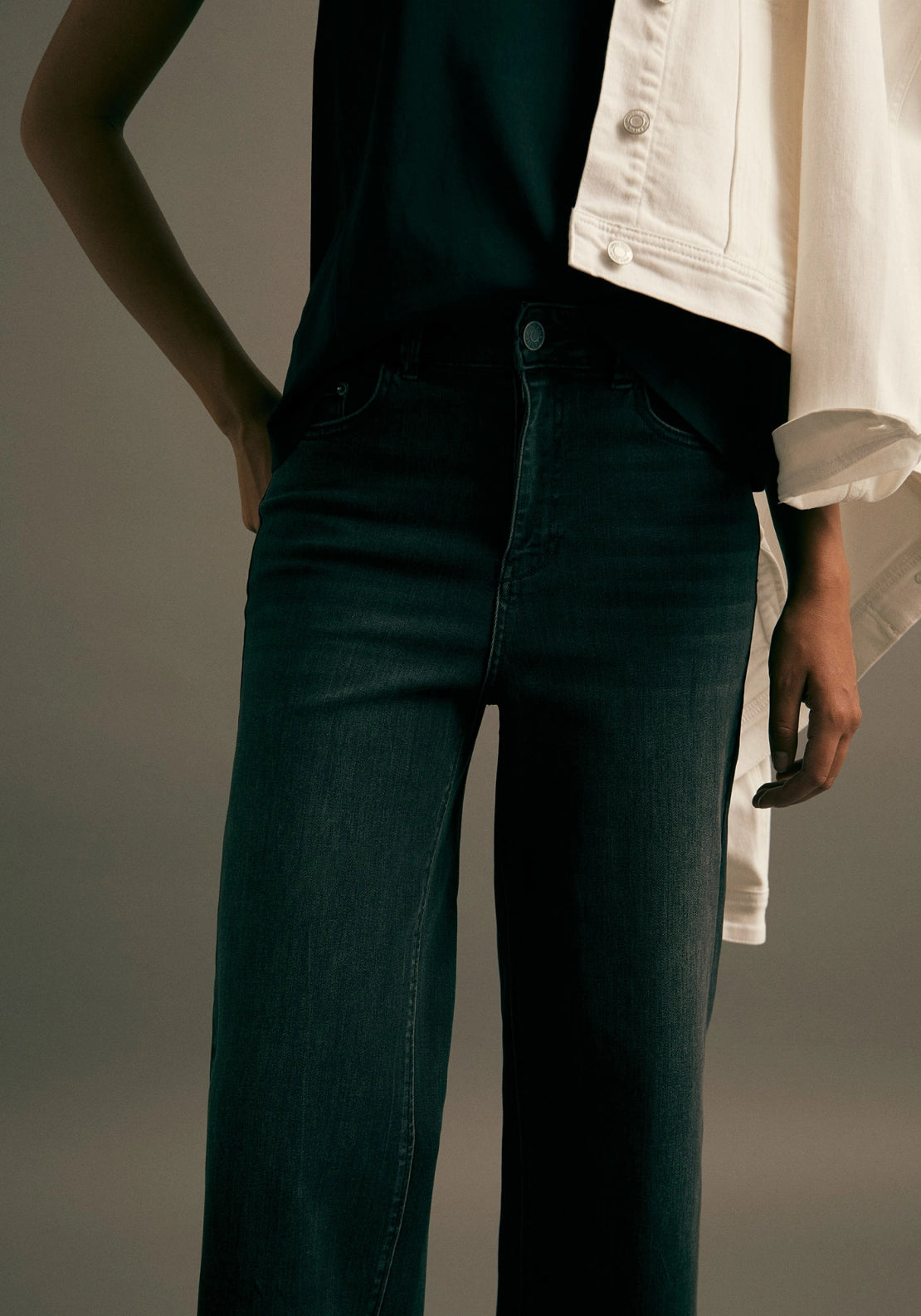 High Rise Culotte Jeans - Black
