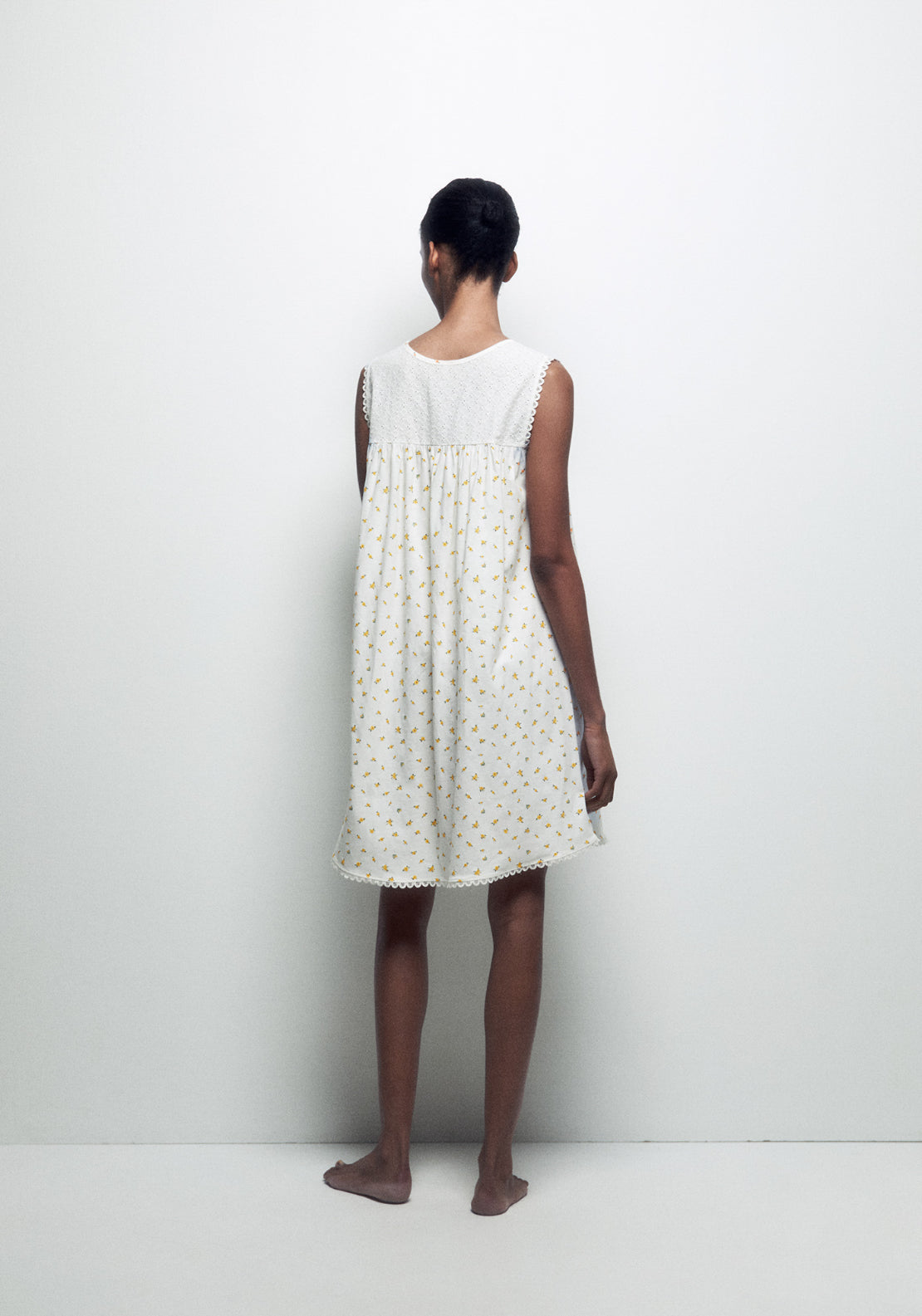 100% Cotton Sleeveless Floral Nightdress - Nude