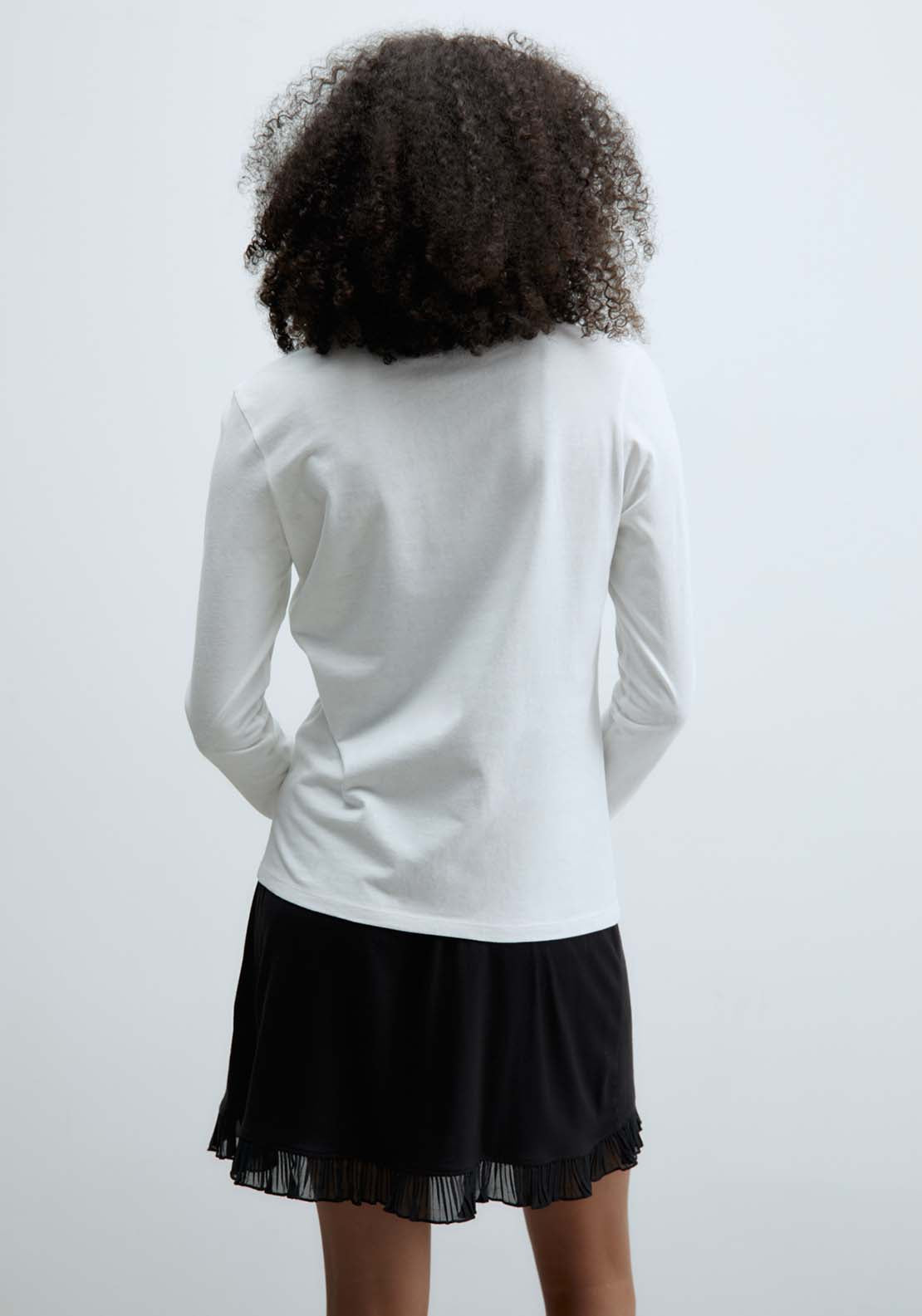 Sfera Pocket Plain Long-Sleeved T-Shirt - White 3 Shaws Department Stores