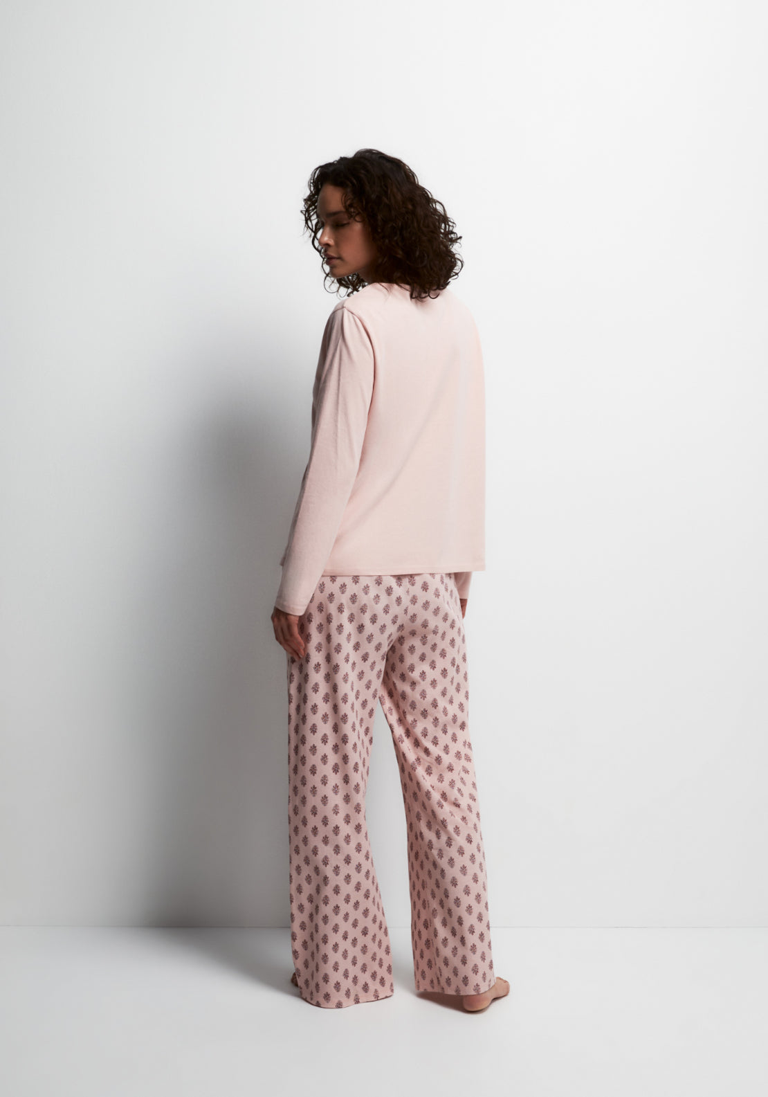 100% Cotton Long Round-Neck Pyjama Set - Pink