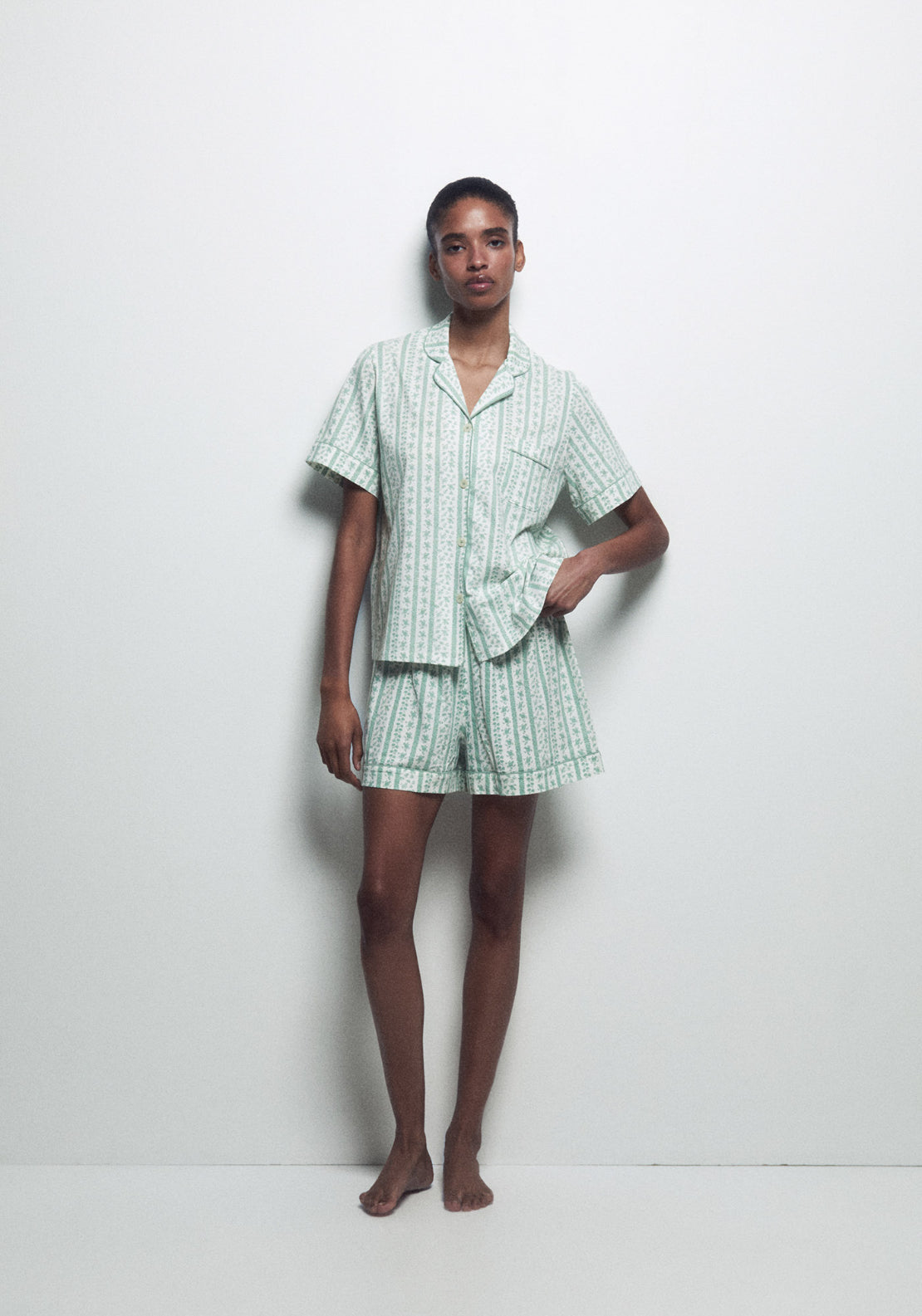 100% Cotton Short Pyjama Set With Lapel Collar - Green