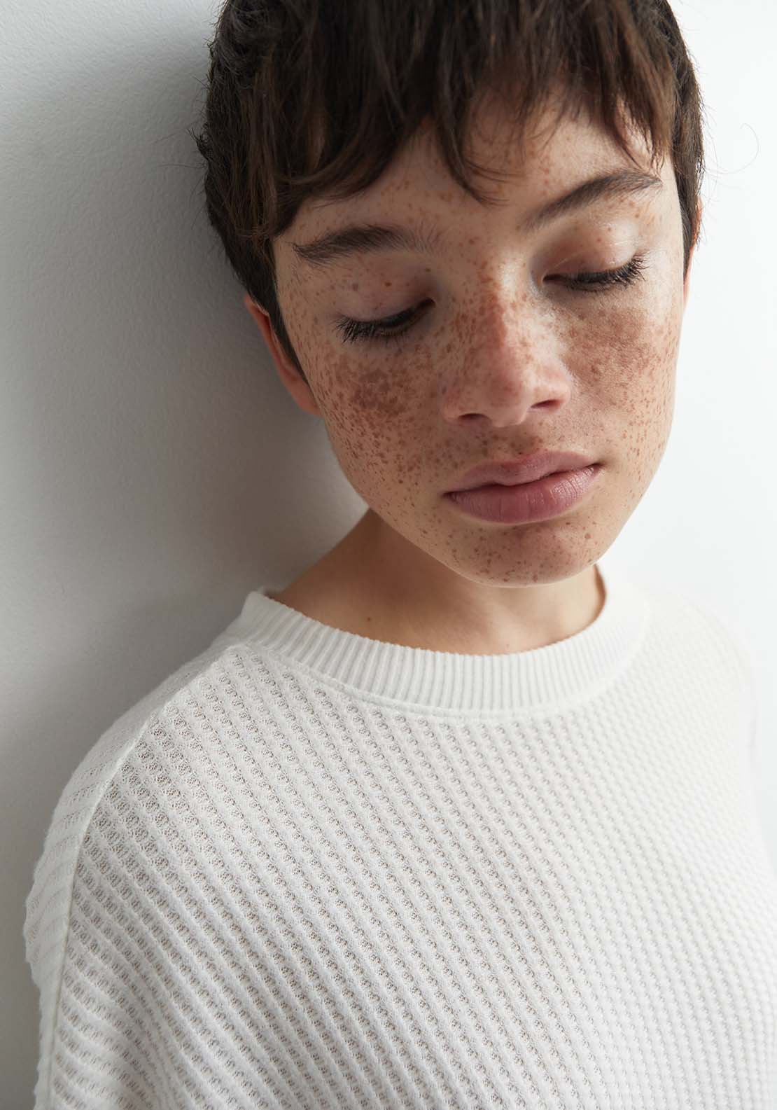 Sfera Waffle-weave sweatshirt - White 5 Shaws Department Stores