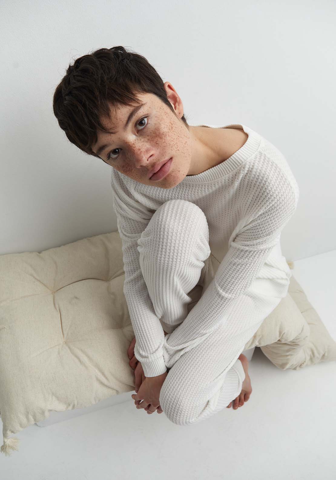 Sfera Waffle-weave sweatshirt - White 2 Shaws Department Stores