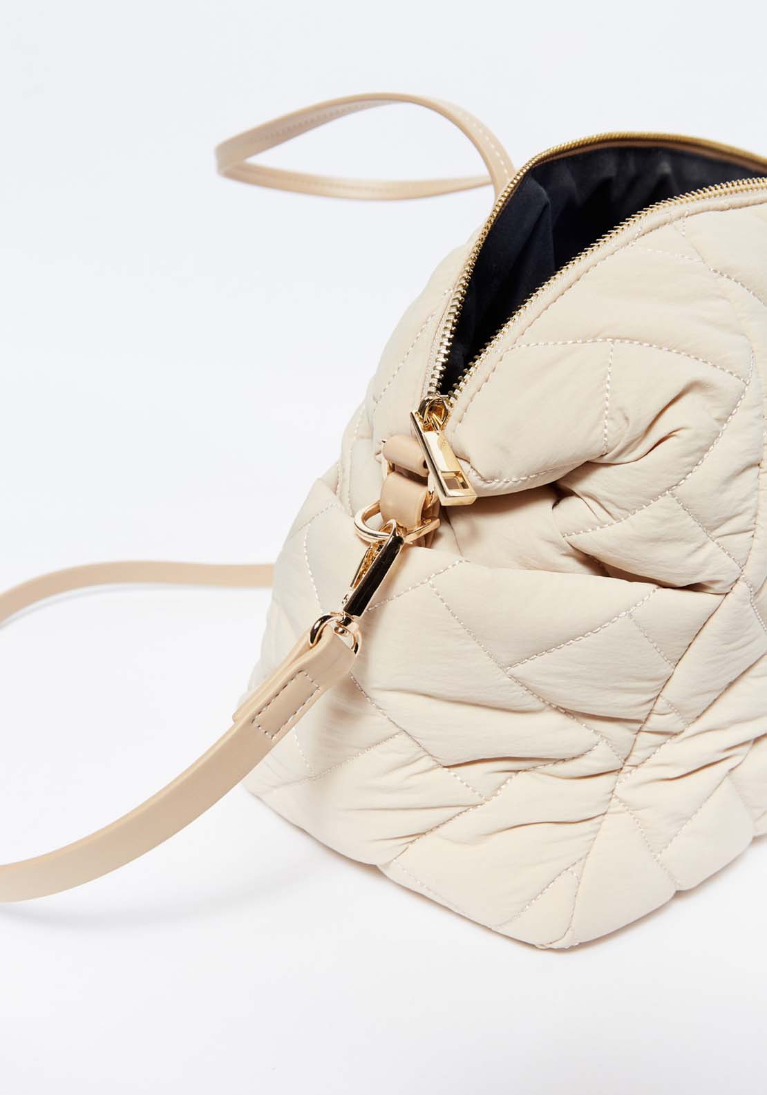 Sfera Quilted nylon bowling bag - Beige 4 Shaws Department Stores