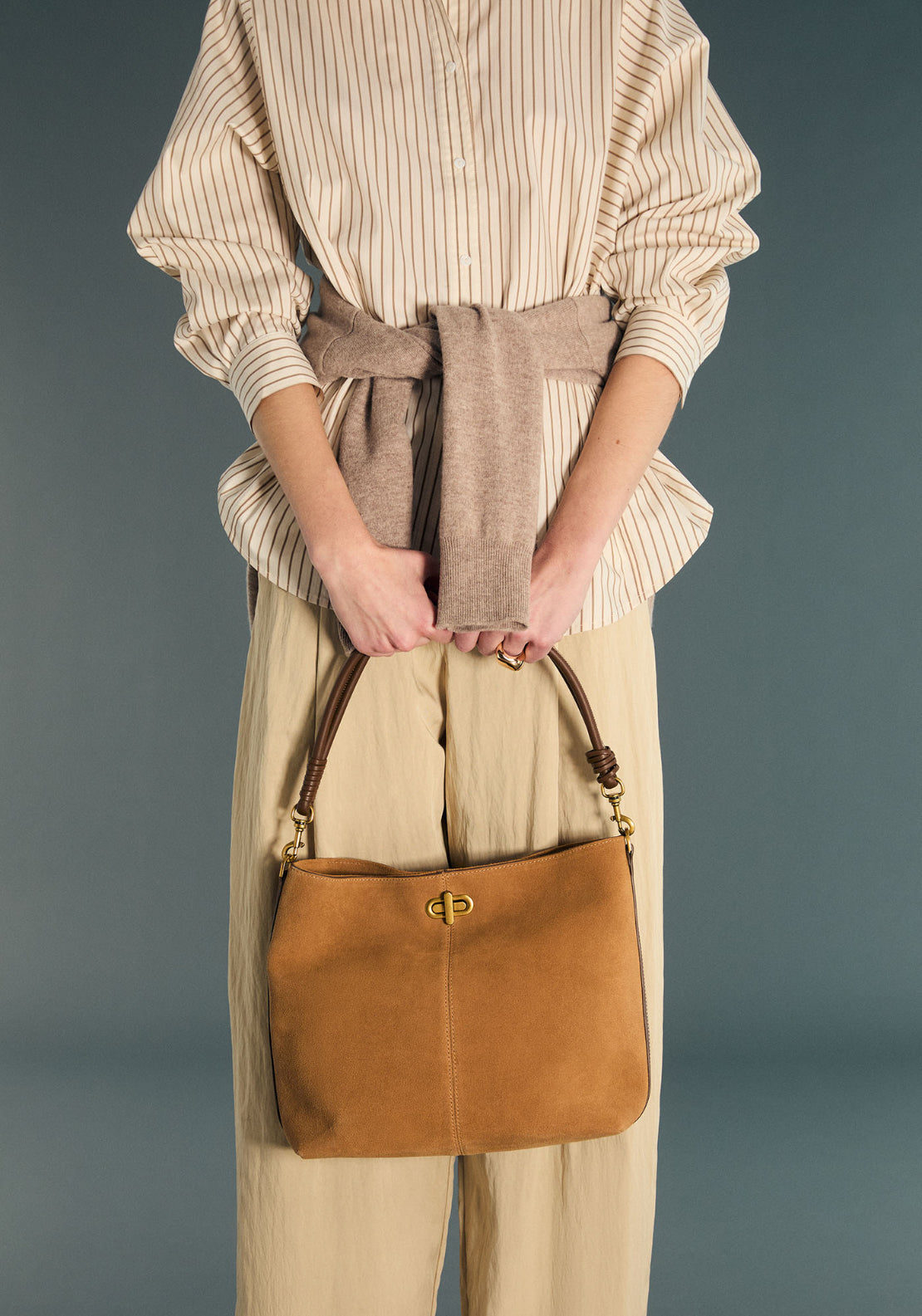 Leather Hobo With Clasp - Brown