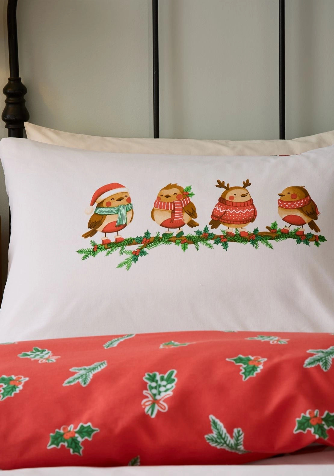 Catherine Lansfield Christmas Robins Reversible Duvet Cover Set - Red 4 Shaws Department Stores