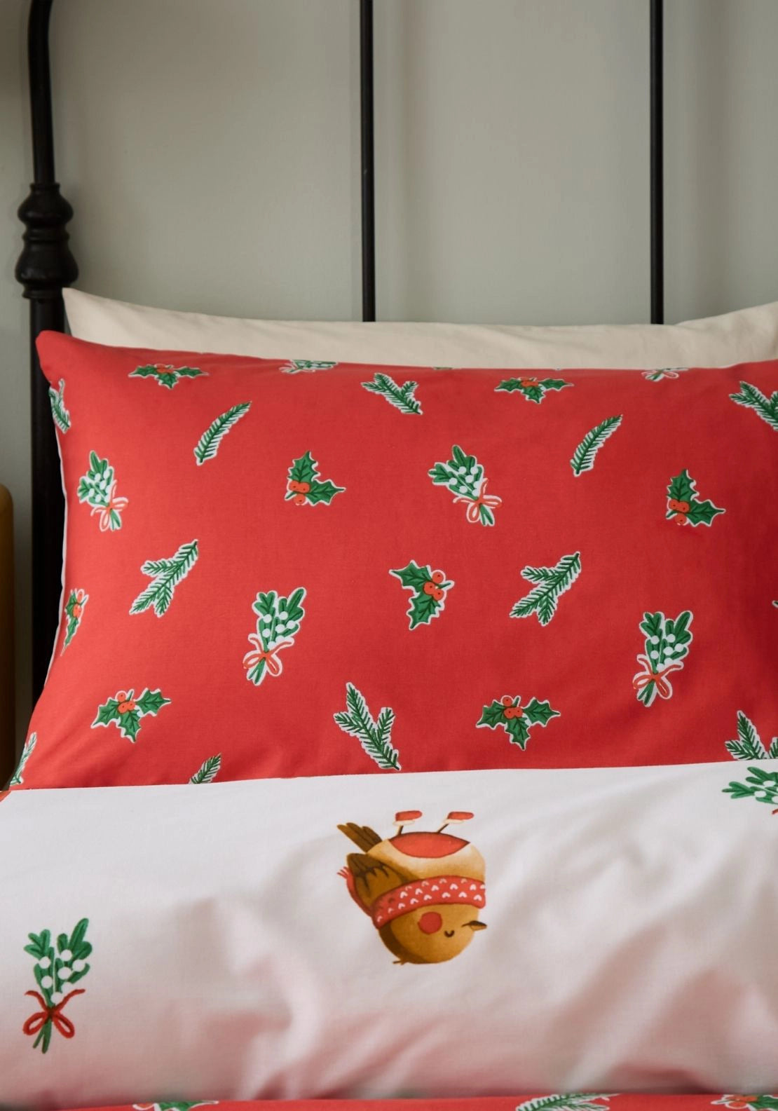 Catherine Lansfield Christmas Robins Reversible Duvet Cover Set - Red 3 Shaws Department Stores