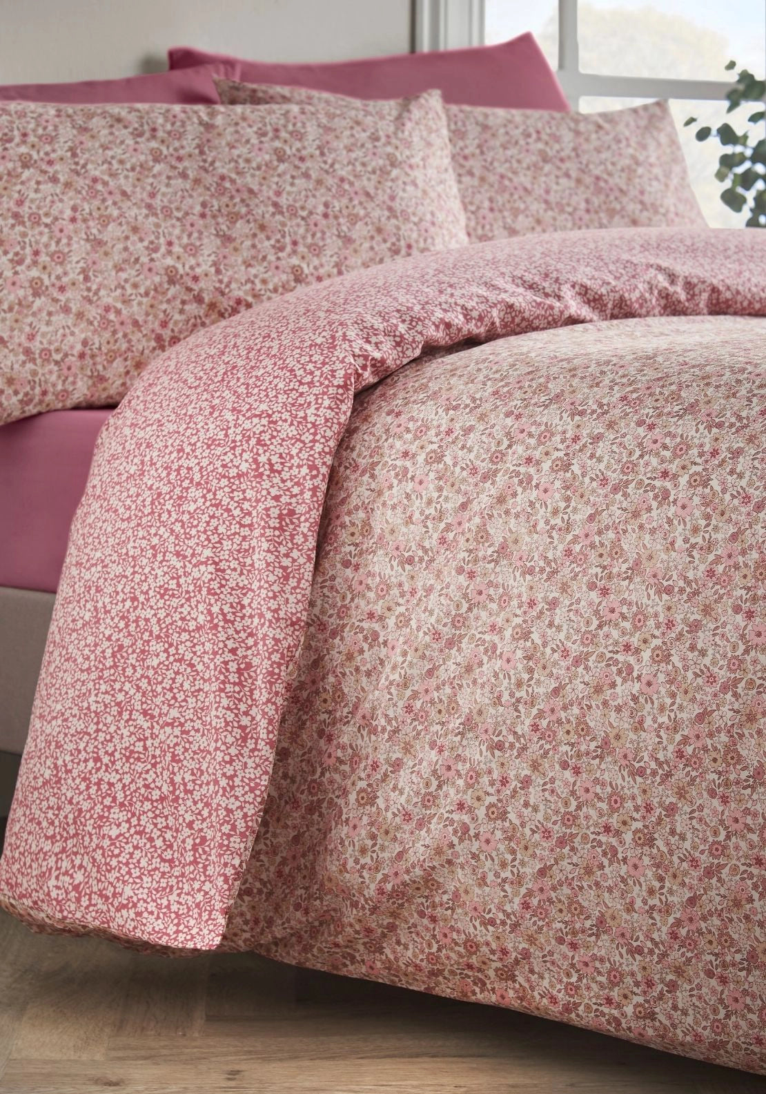 Ditsy Floral Reversible Duvet Cover Set - Pink