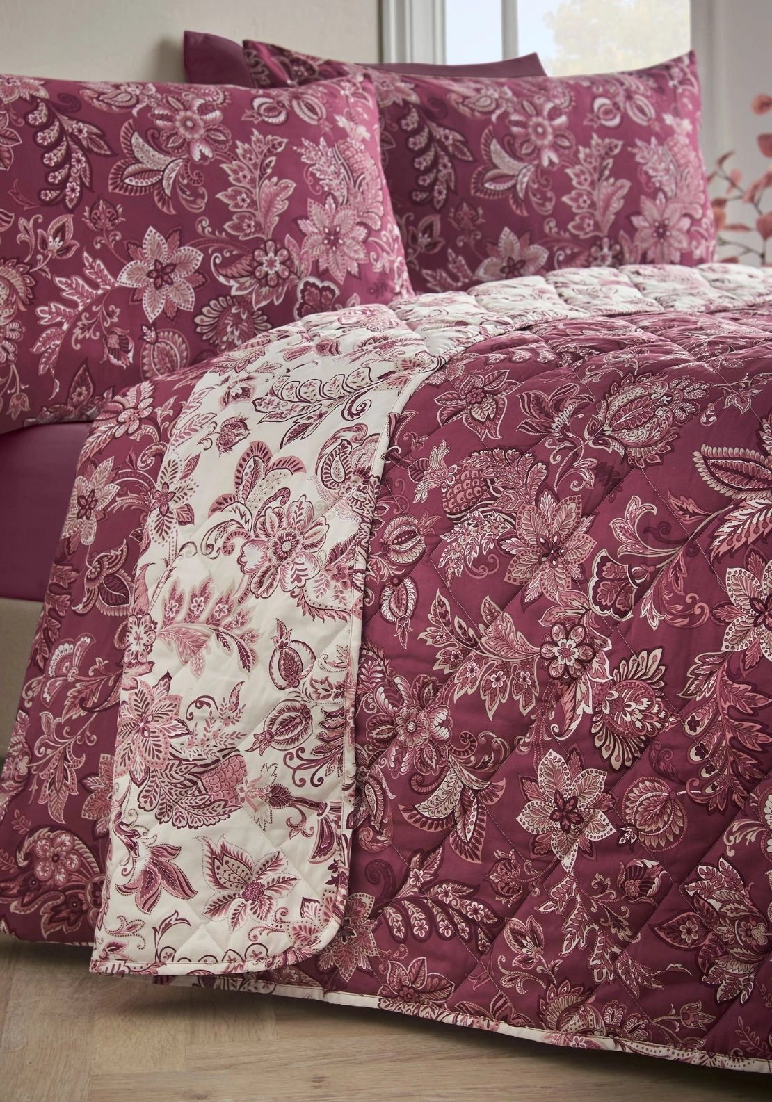 Jacobean 300 Thread Count Reversible Quilted Bedspread 220cm x 230cm - Purple