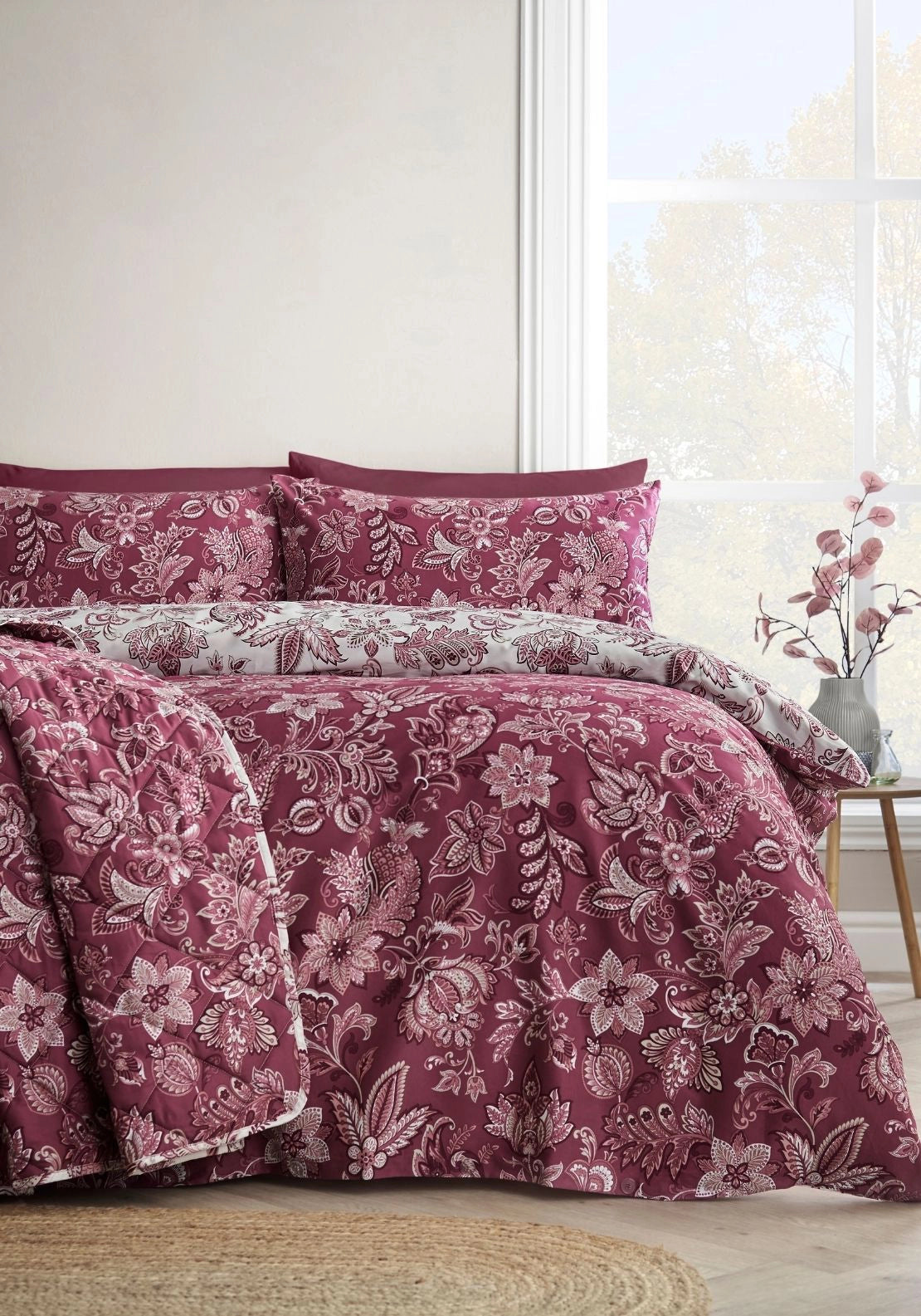 Jacobean 300 Thread Count Reversible Duvet Cover Set - Purple