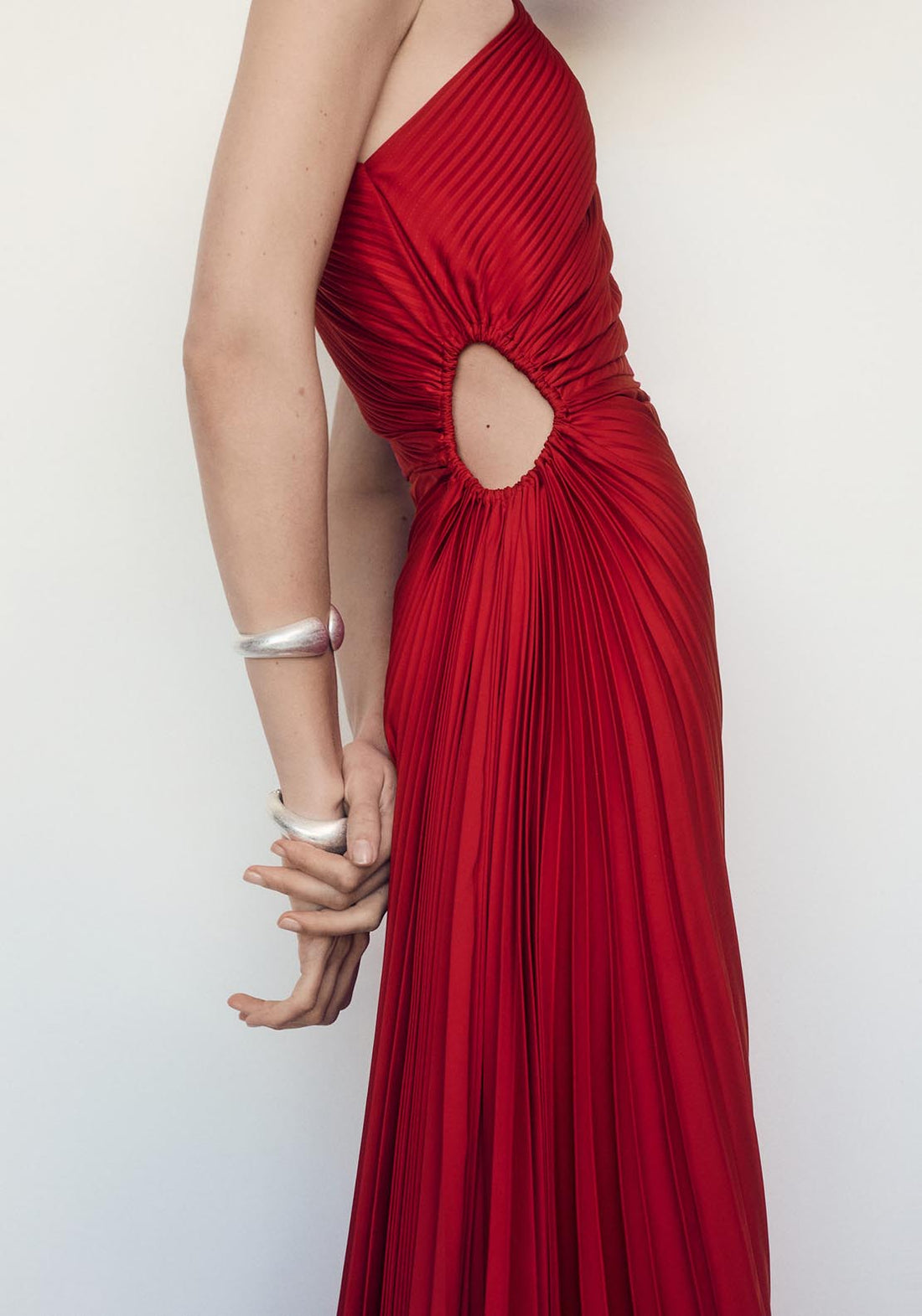 Asymmetrical pleated dress – Shaws