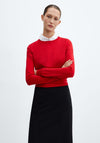Roundneck knitted sweater