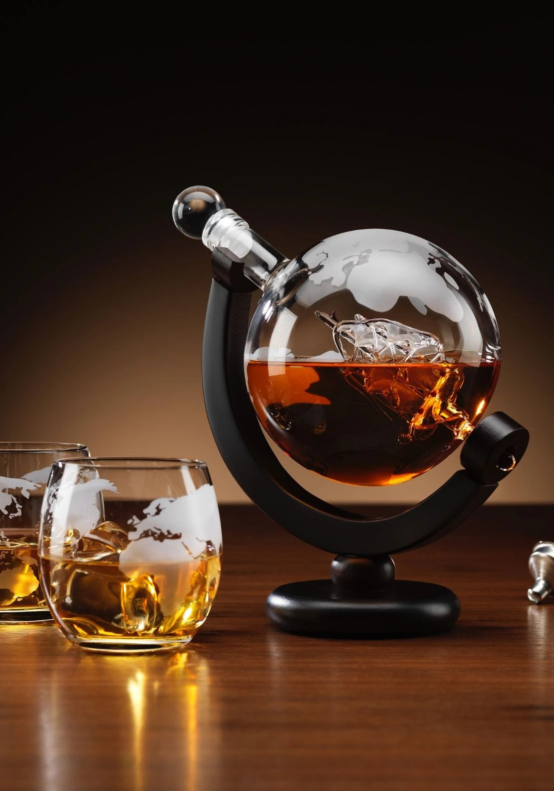 Globe Decanter Set With Stylish Tumblers - Multi