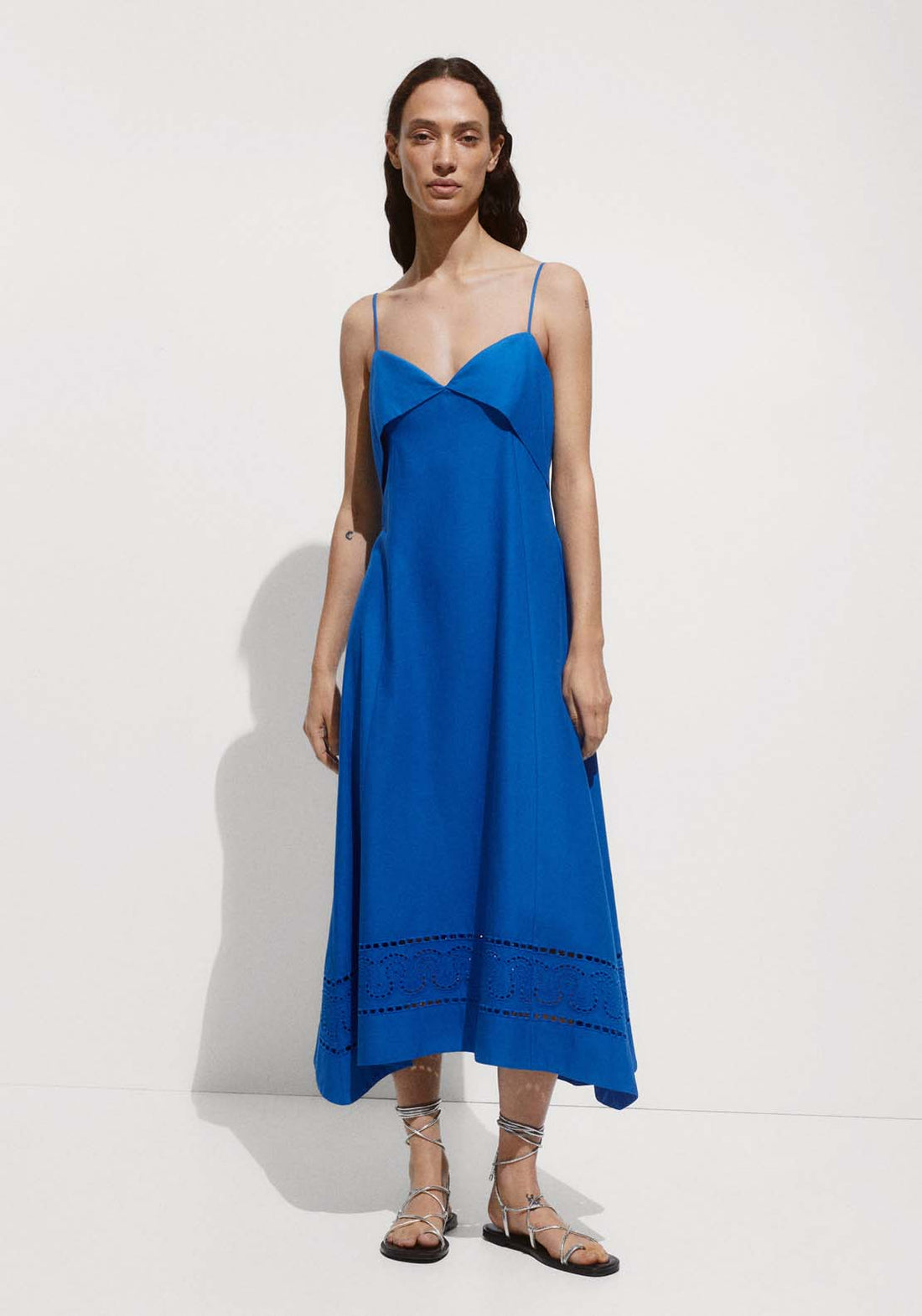 Embroidered dress with turn-down neckline Shaws Embroidered dress with turn-down neckline Shaws