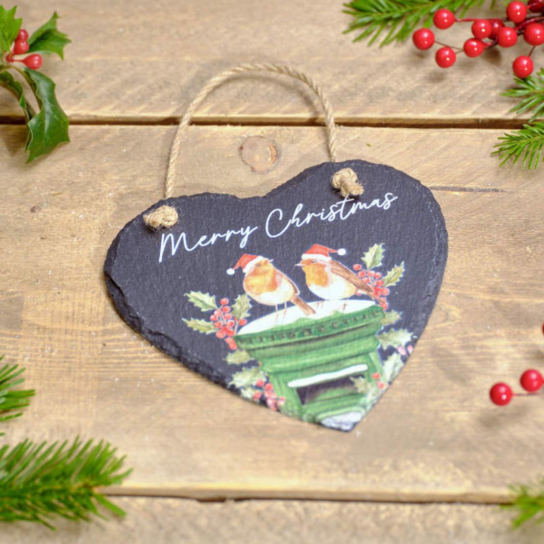 Robin Heart Shaped Hanging Décor