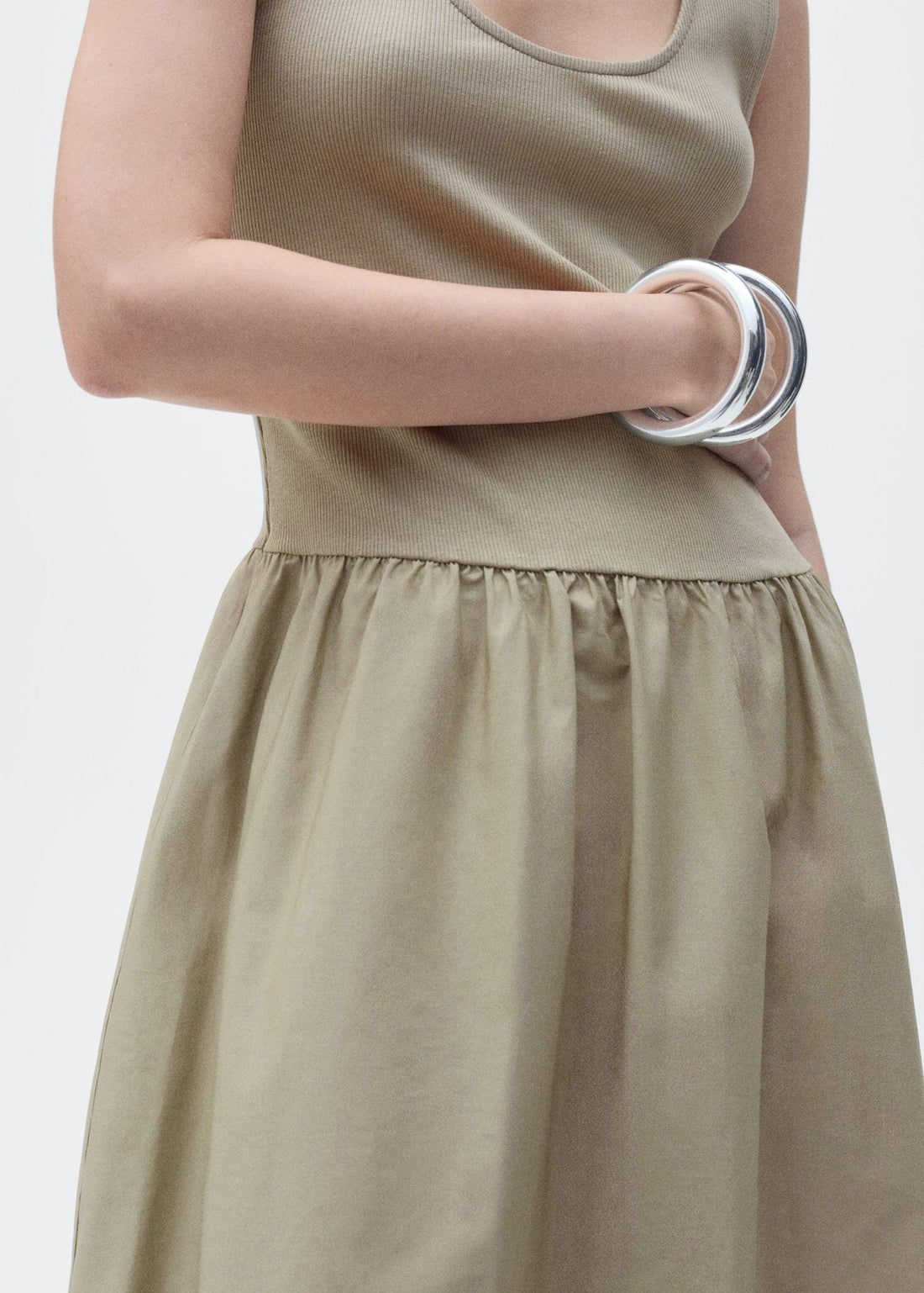Flared dress in combined fabric - Green Flared dress in combined fabric - Green