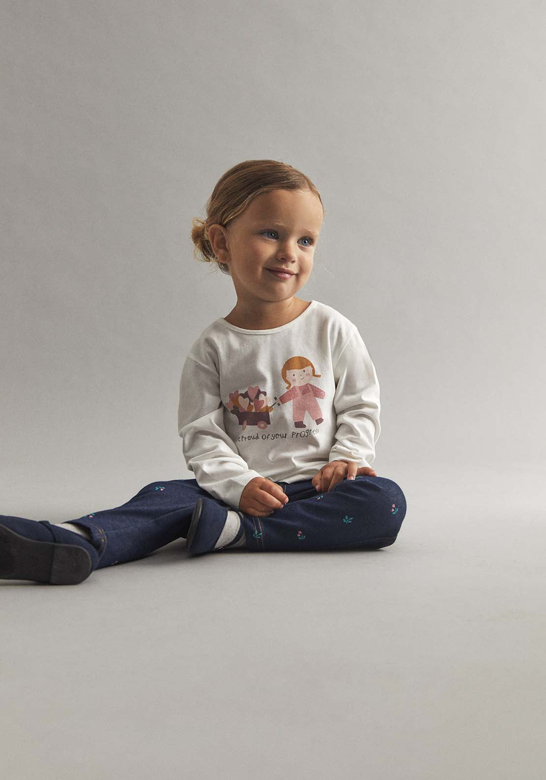 Girls´ Long Sleeved T-Shirt - White