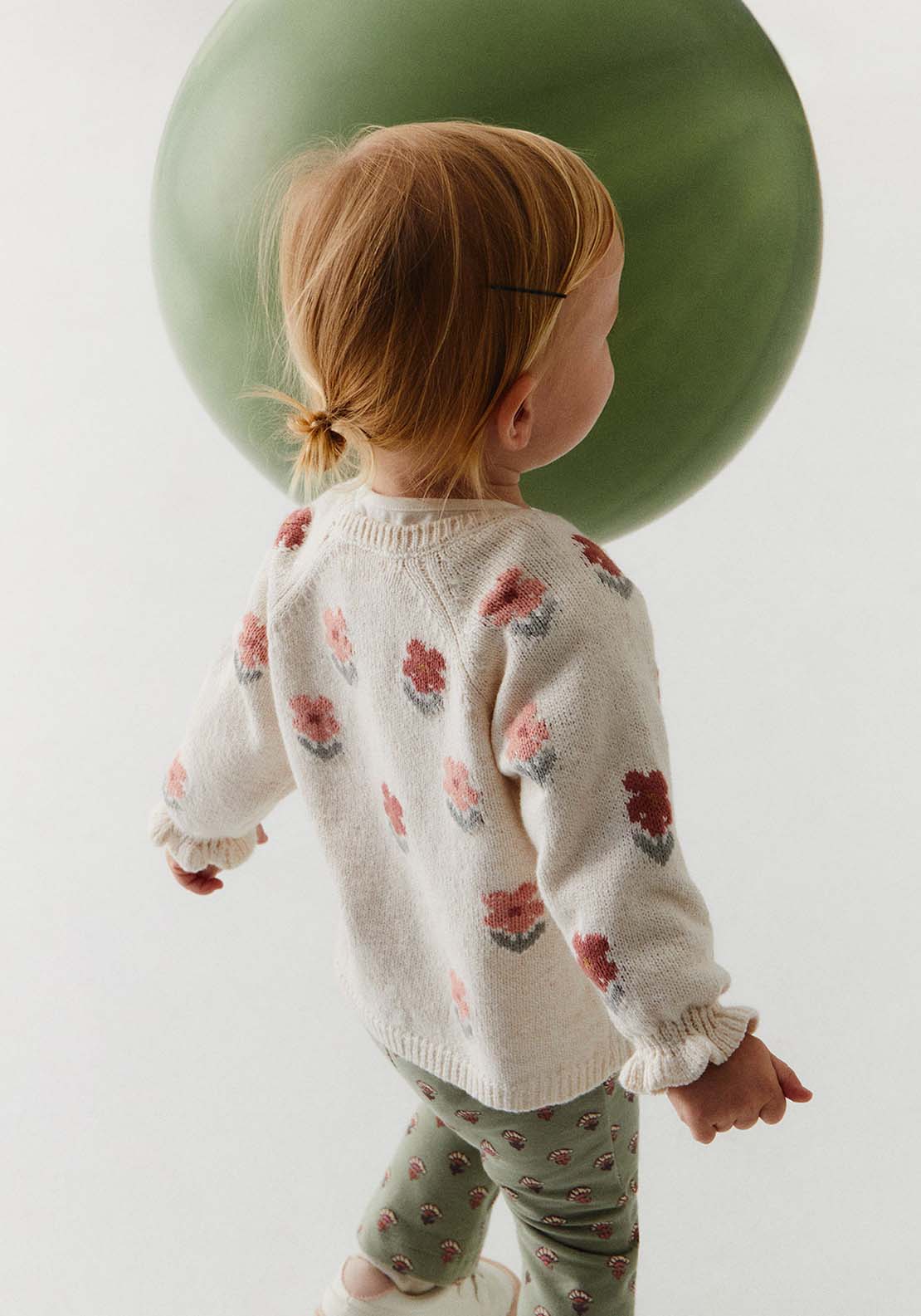 Knit Sweater With Flower Design - Cream
