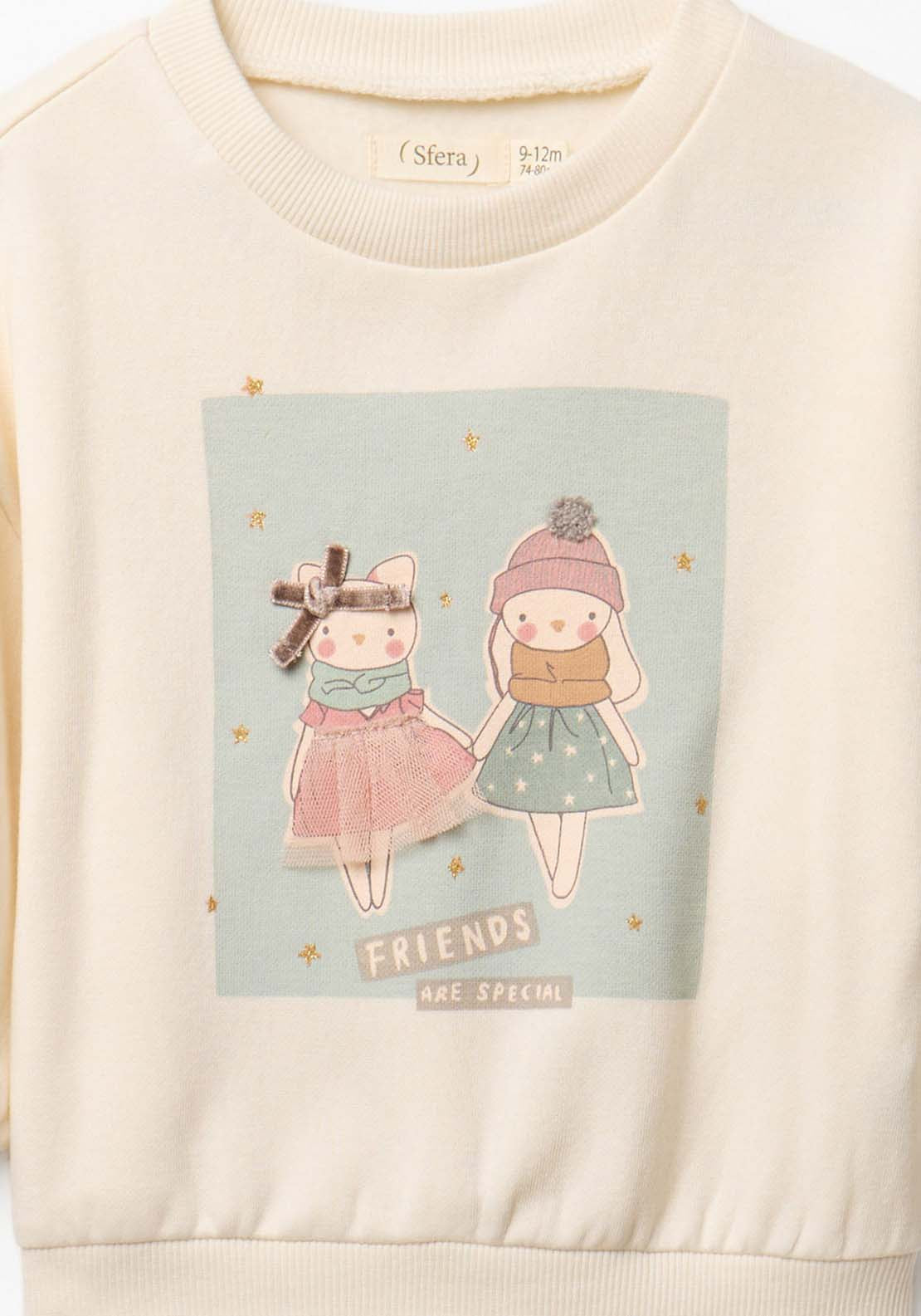 Friends Sweatshirt - Cream
