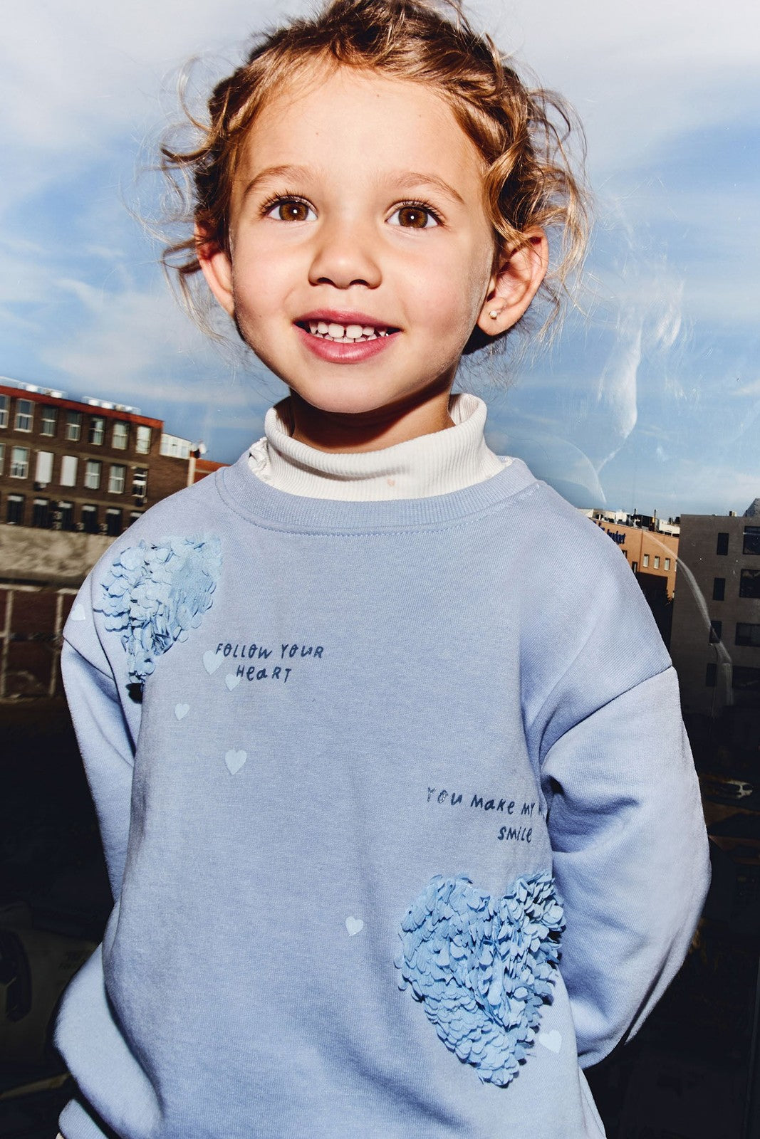 Sweatshirt With Tull Heart Detail - Blue