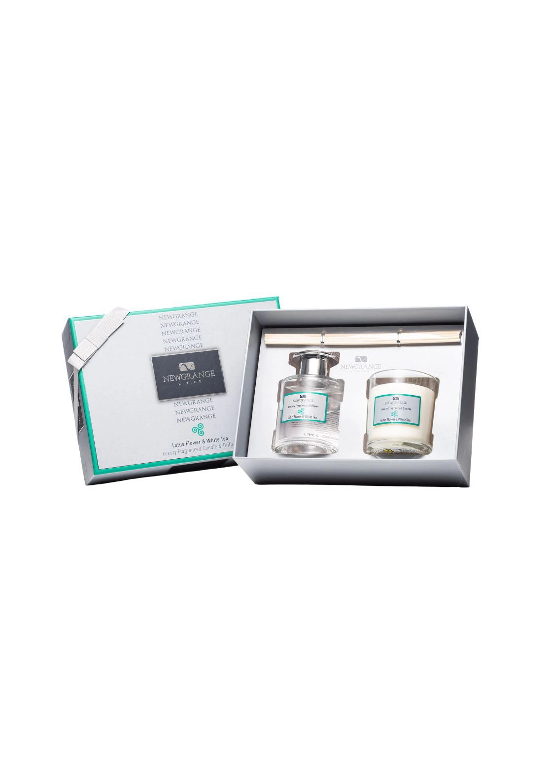 Lotus Flower &amp; White Tea Luxury Candle &amp; Diffuser Set - L Flower/w Tea
