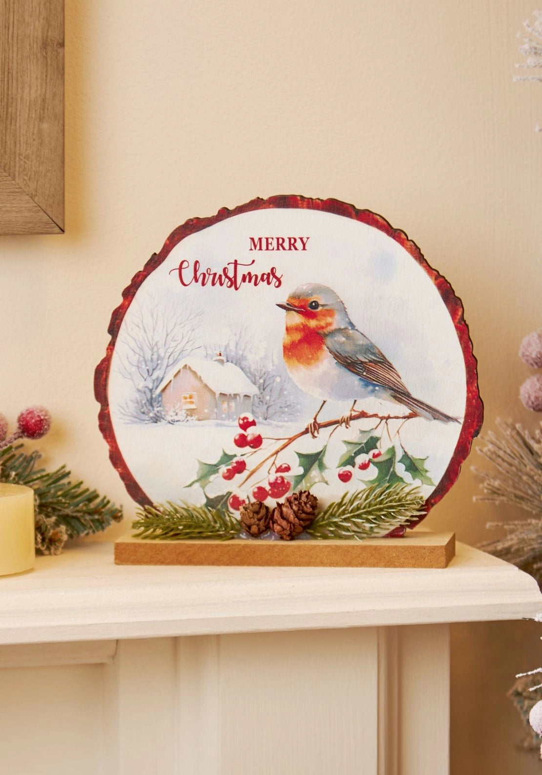 Wooden Robin Christmas Scene