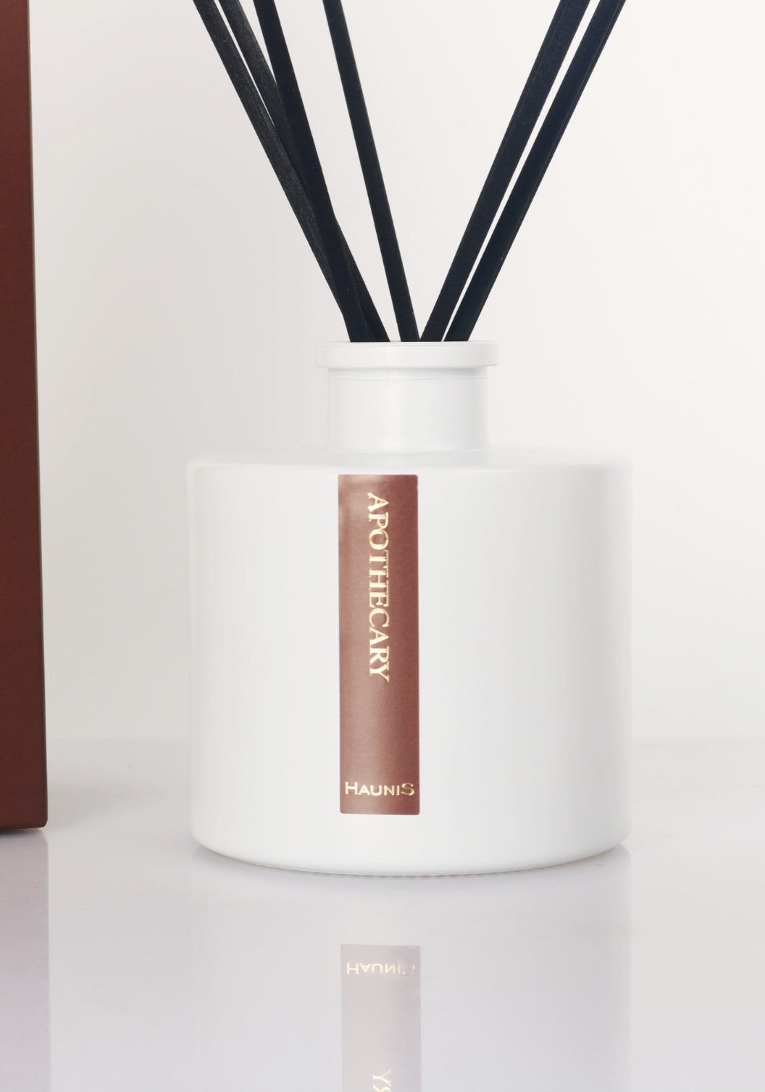 Haunis Apothecary Diffuser - Apothecary 4 Shaws Department Stores