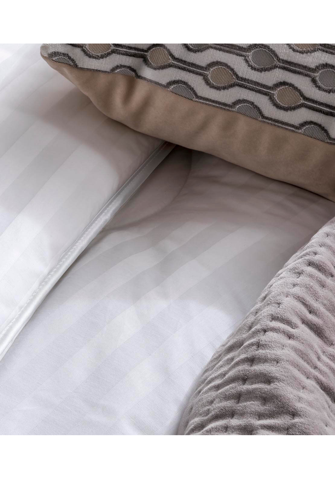 The Fine Bedding Company Boutique Silk Duvet 10.5 Tog Super King 2 Shaws Department Stores