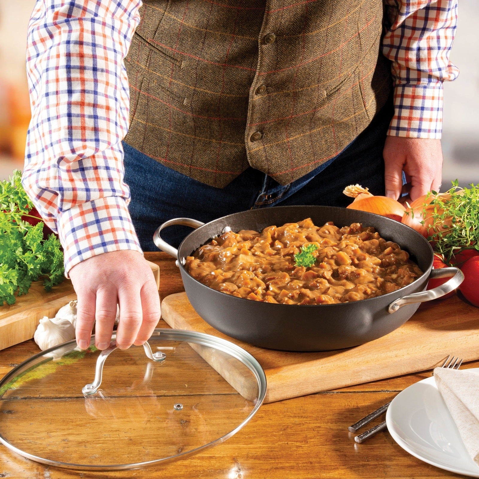 Hairy Bikers Lightweight Cast Iron Pan 33x10x32cm 3 Shaws Department Stores