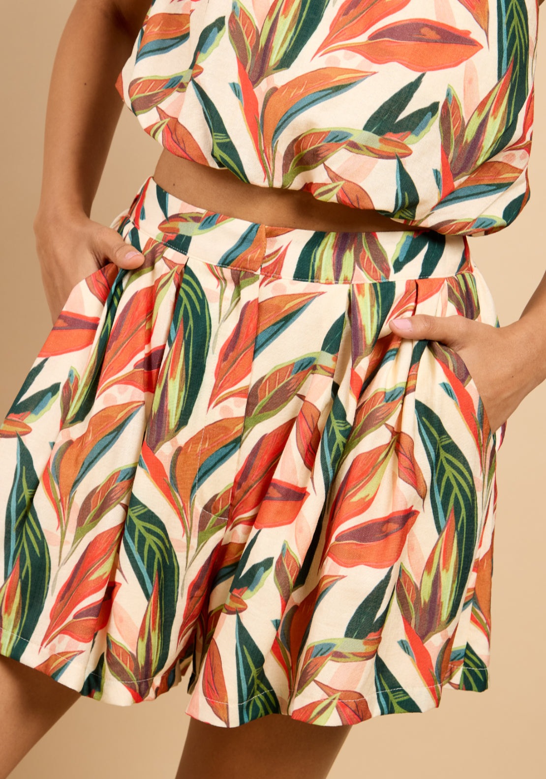Eirene Leaf Print Shorts - Multi
