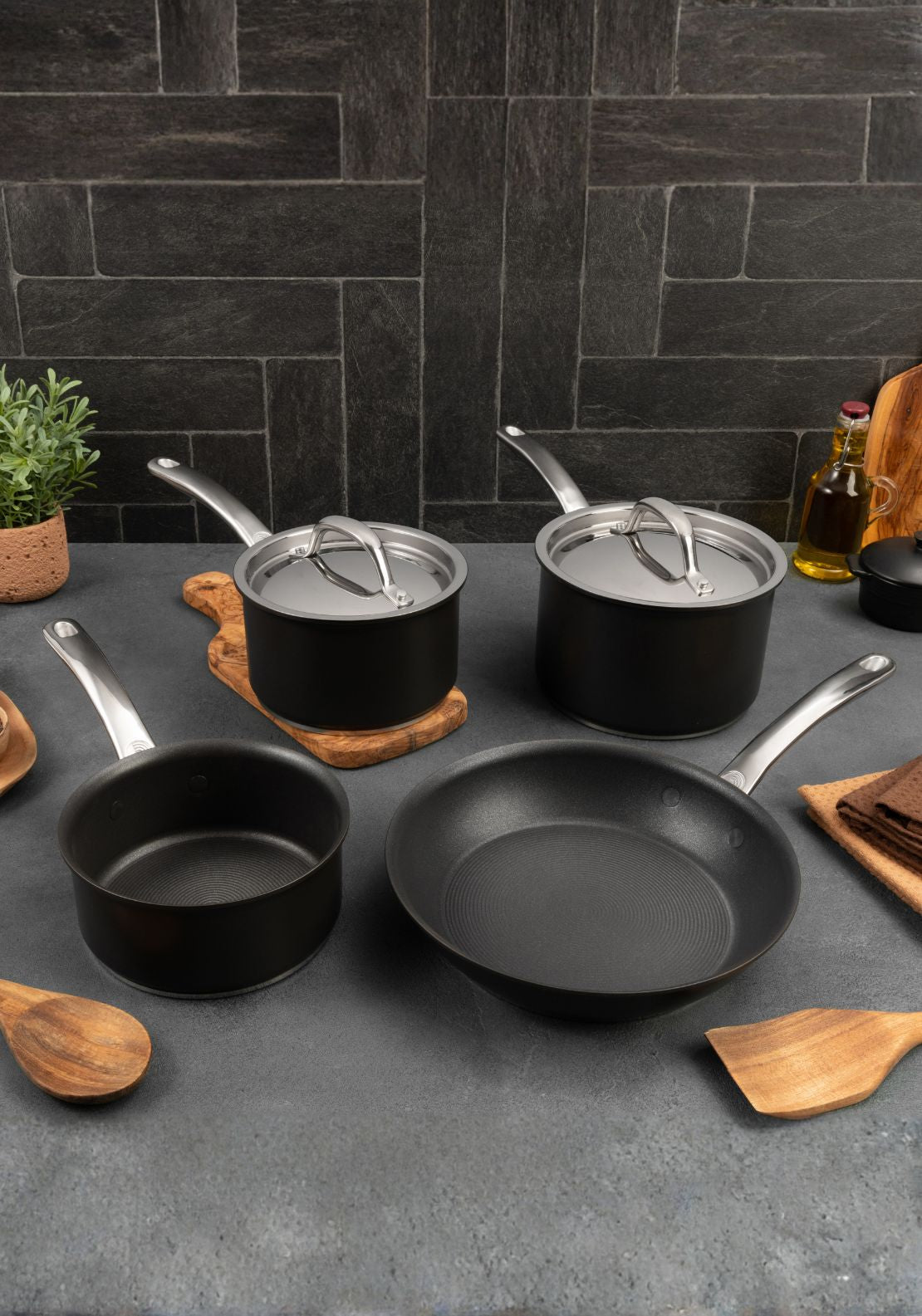 Circulon Excellence Set Of 4 - Black 1 Shaws Department Stores
