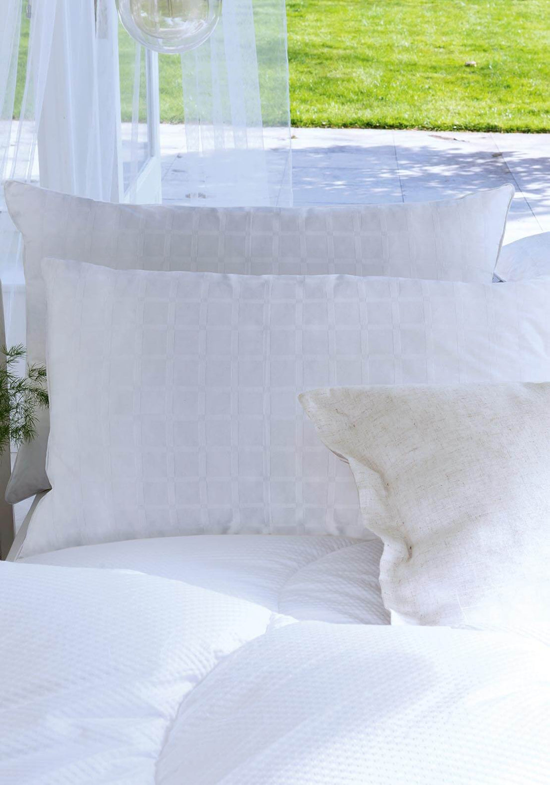 The Fine Bedding Company Breathe Pillow 2 Shaws Department Stores