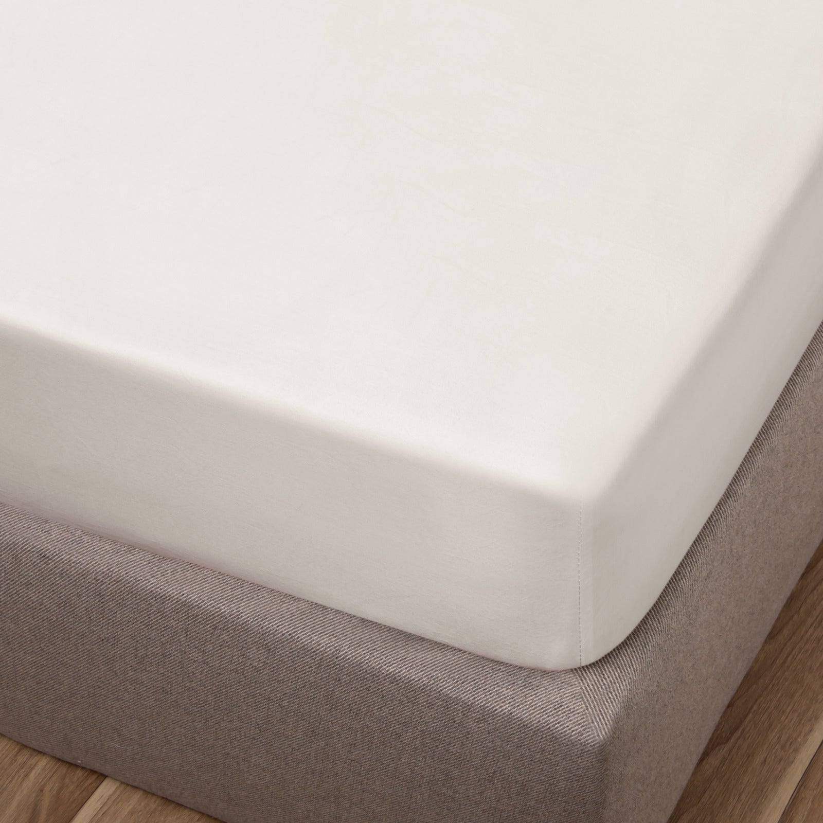 Heather &amp; Ferne 300 Thread Count Luxury 100% Cotton Sateen Fitted Sheet 38cm Depth - Champagne 2 Shaws Department Stores