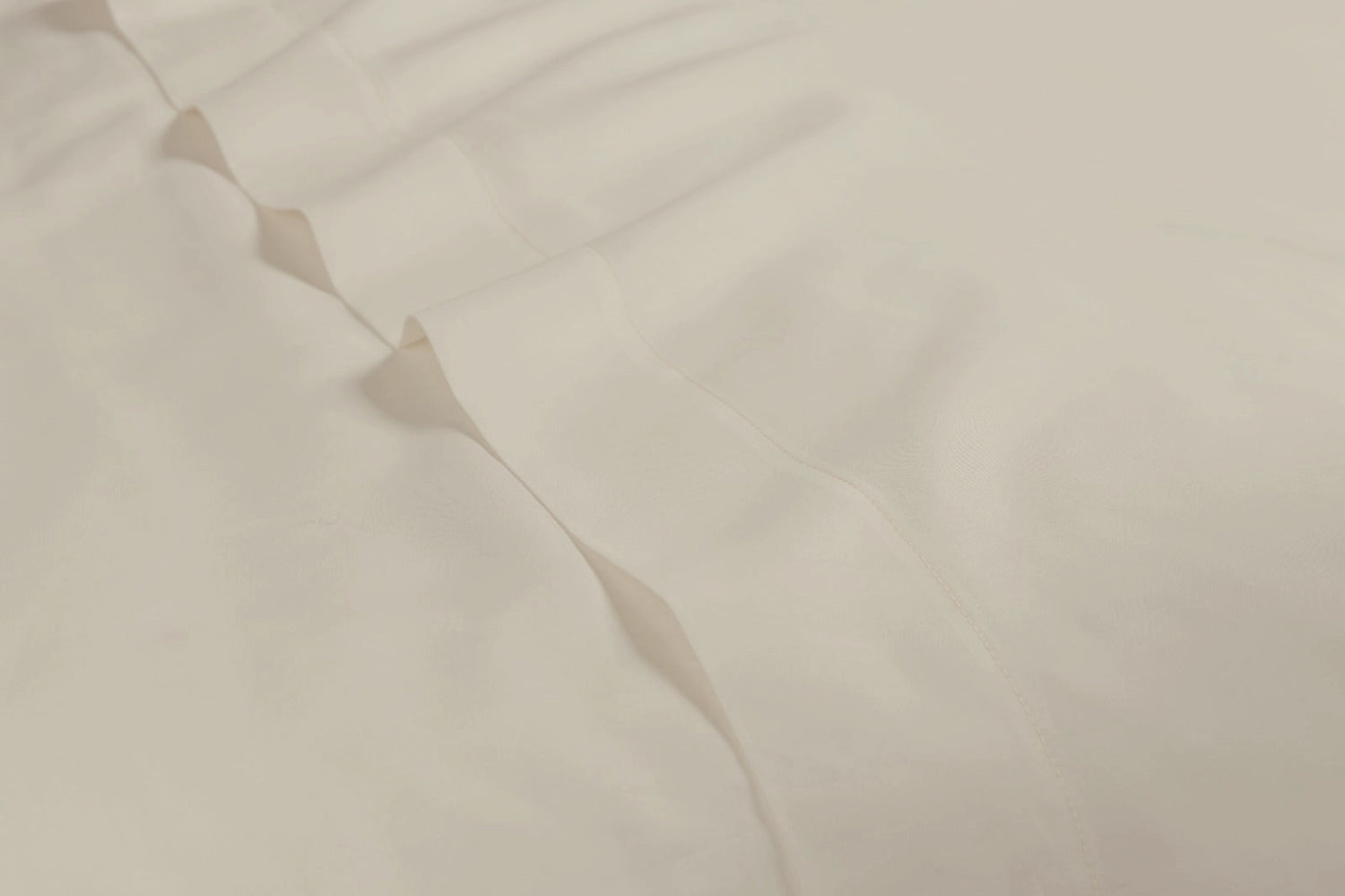 Heather &amp; Ferne 300 Thread Count 100% Cotton Flat Sheet - Cream 2 Shaws Department Stores