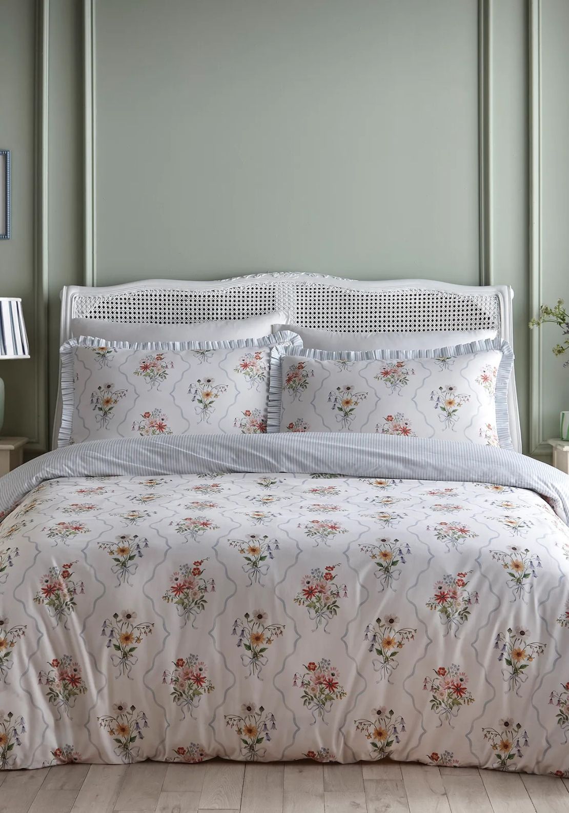 Heather &amp; Ferne 100% Cotton Floral Bouquet Duvet Cover Set - Multi 1 Shaws Department Stores