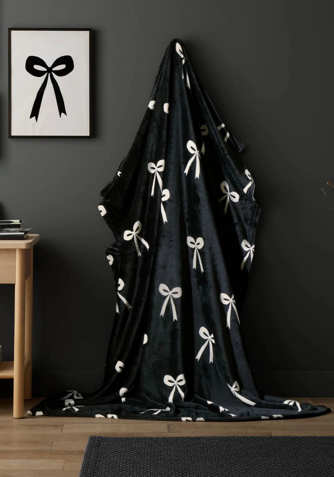 Pretty Bows Throw - Black