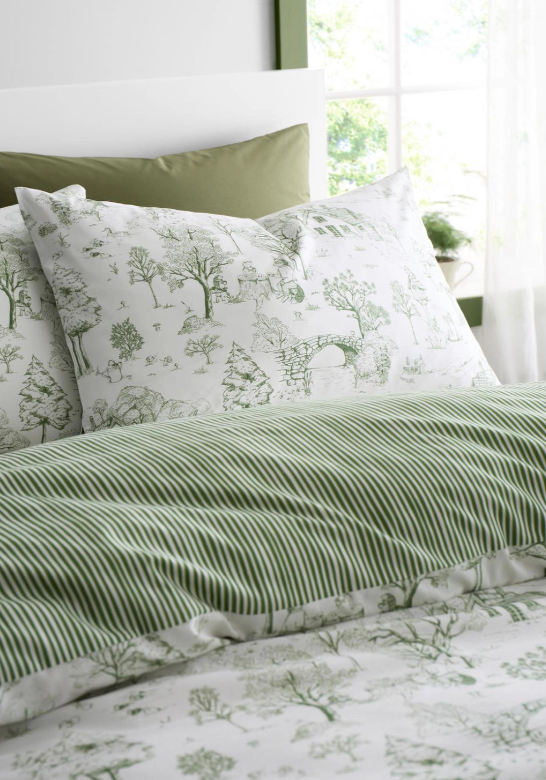 Forest Toile Duvet Cover Set - Green