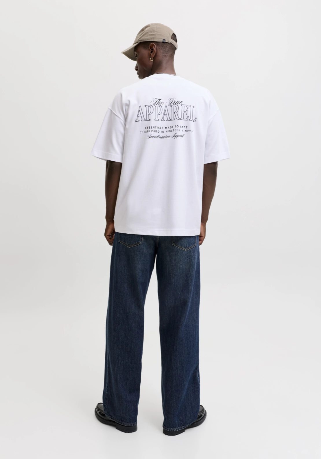 Short Sleeve Studio Tee - White 02