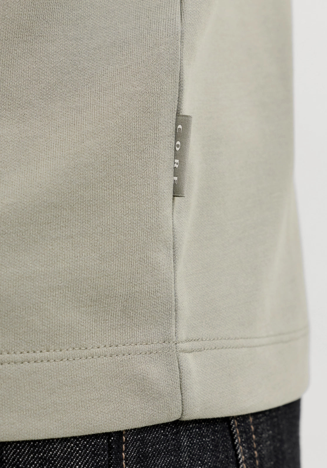 Casual Graphic Tee - Vetiver