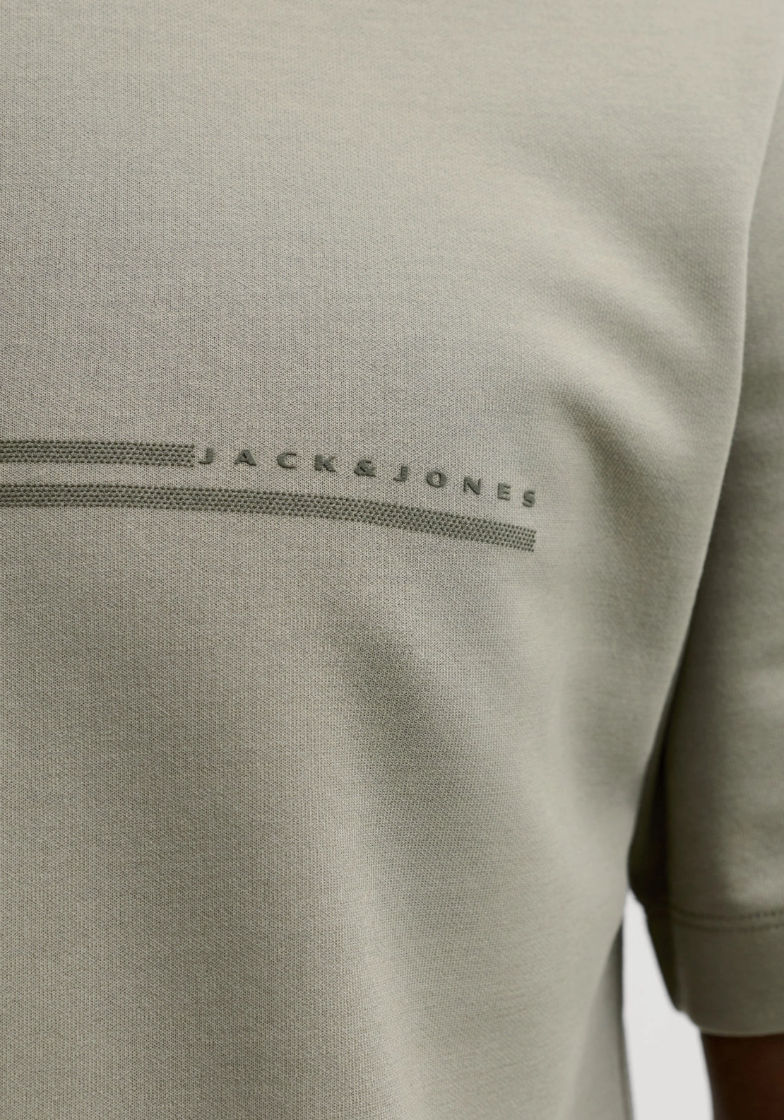 Casual Graphic Tee - Vetiver