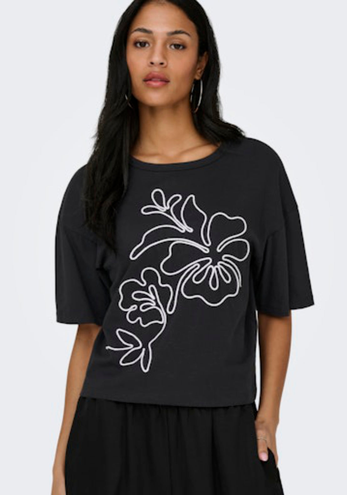 Jdy Cally Life Short Sleeve Top - Black/white Flower 1 Shaws Department Stores