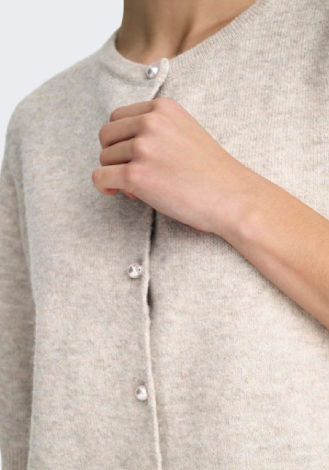 Rue Life Pearl Cardigan - Gray