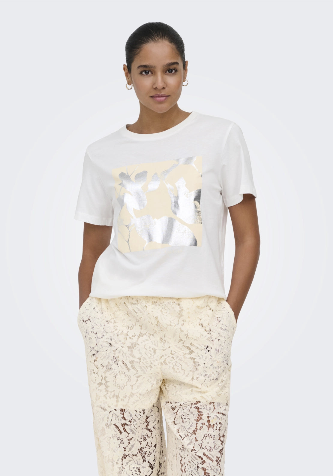 Lima Short Sleeve Print T-Shirt - Cloud Dancer Vivid